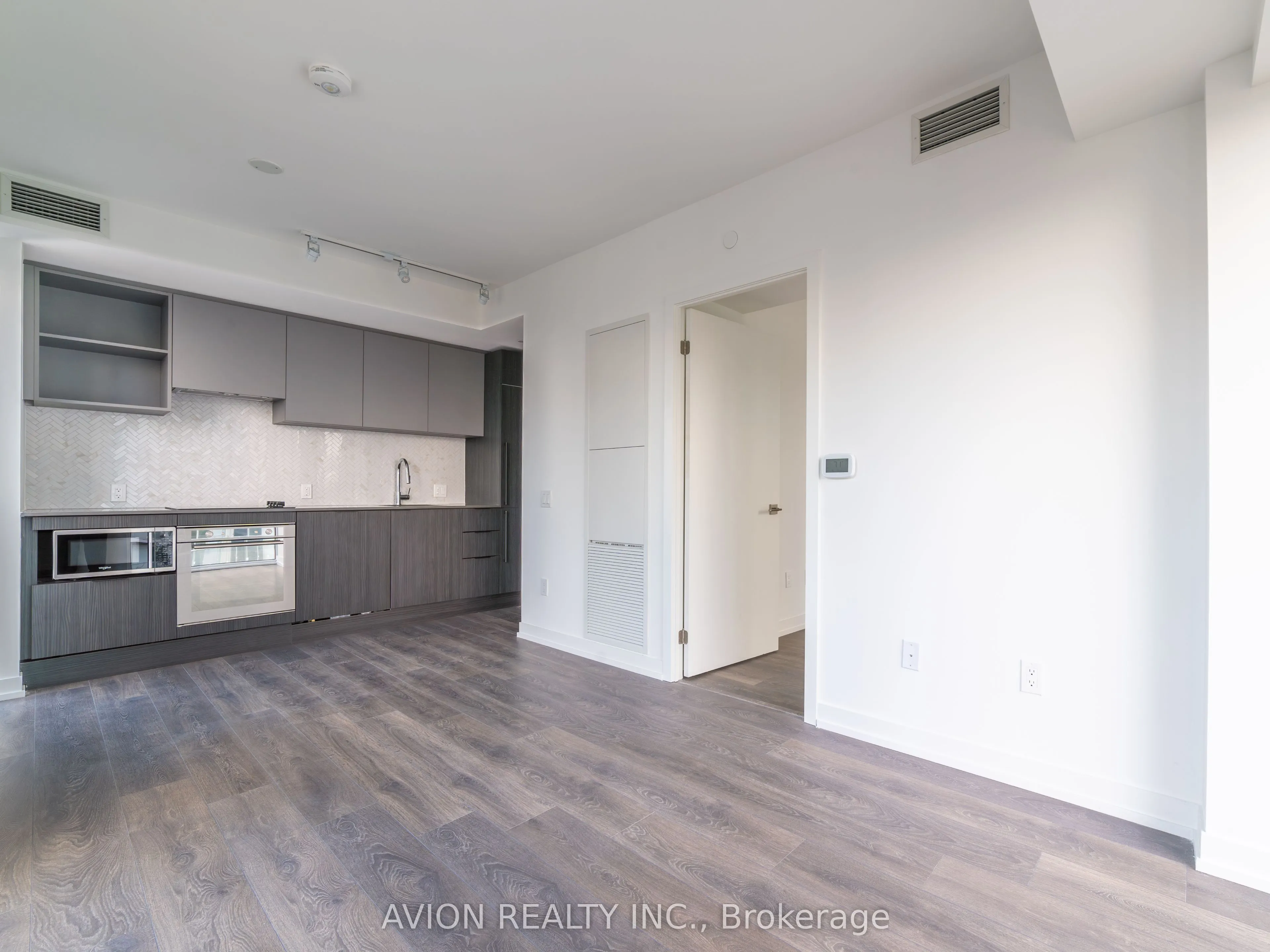 82 Dalhousie Street, #3817