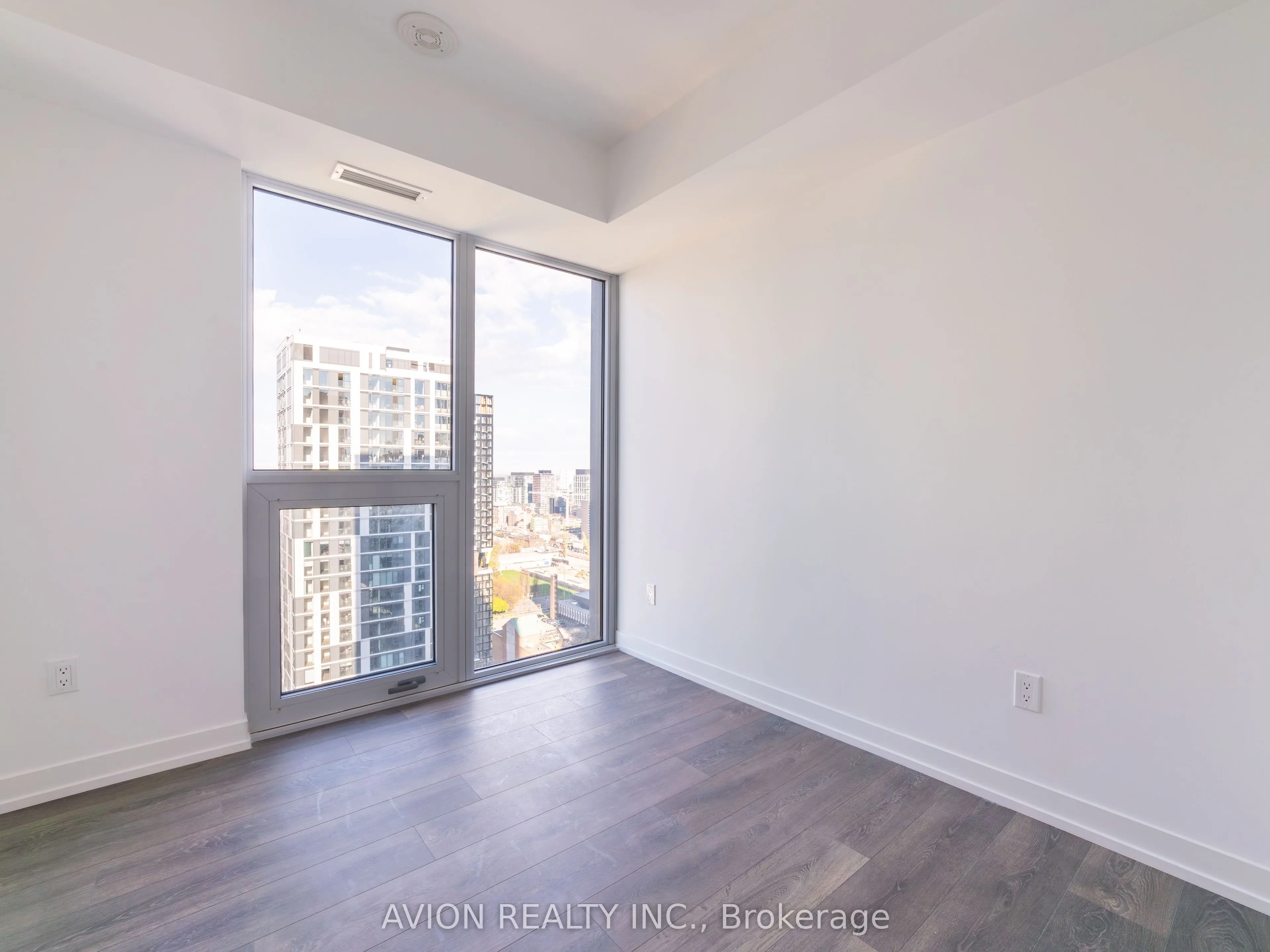 82 Dalhousie Street, #3817