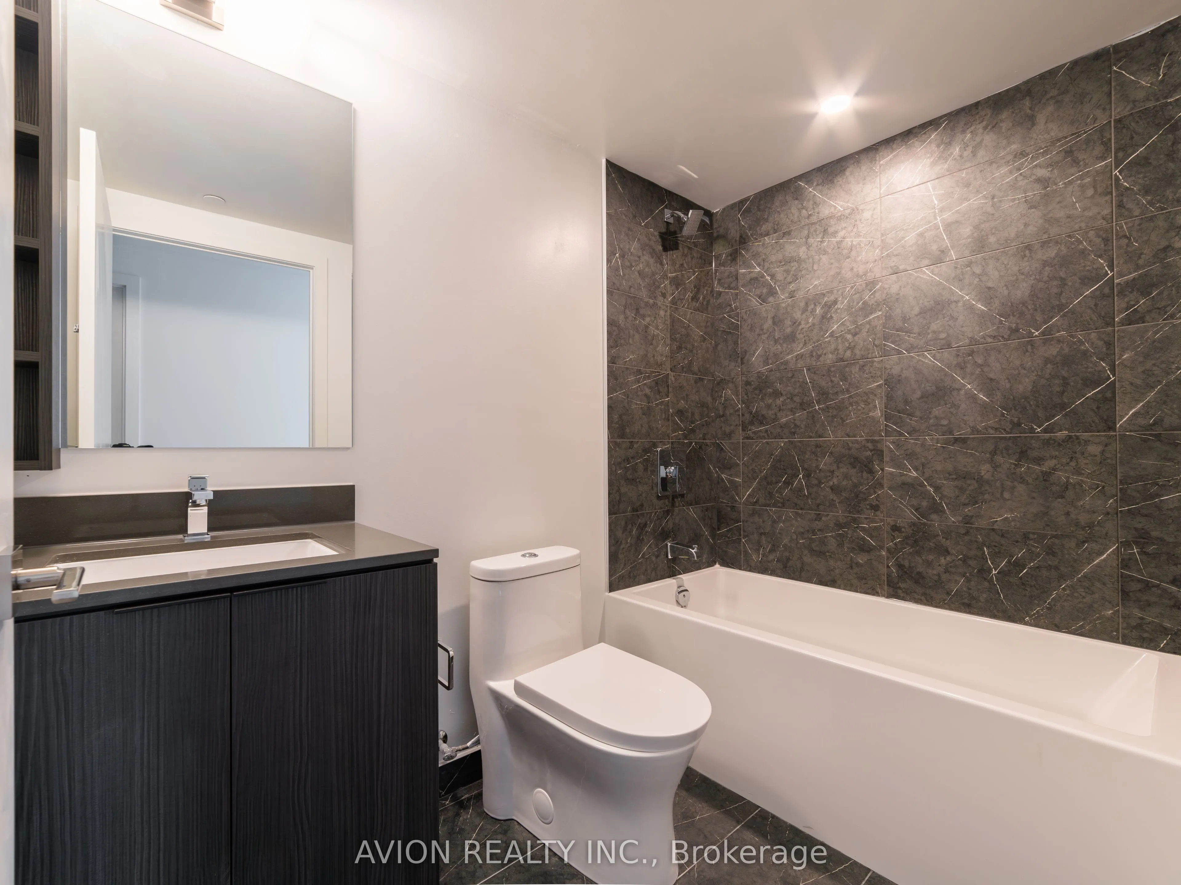 82 Dalhousie Street, #3817