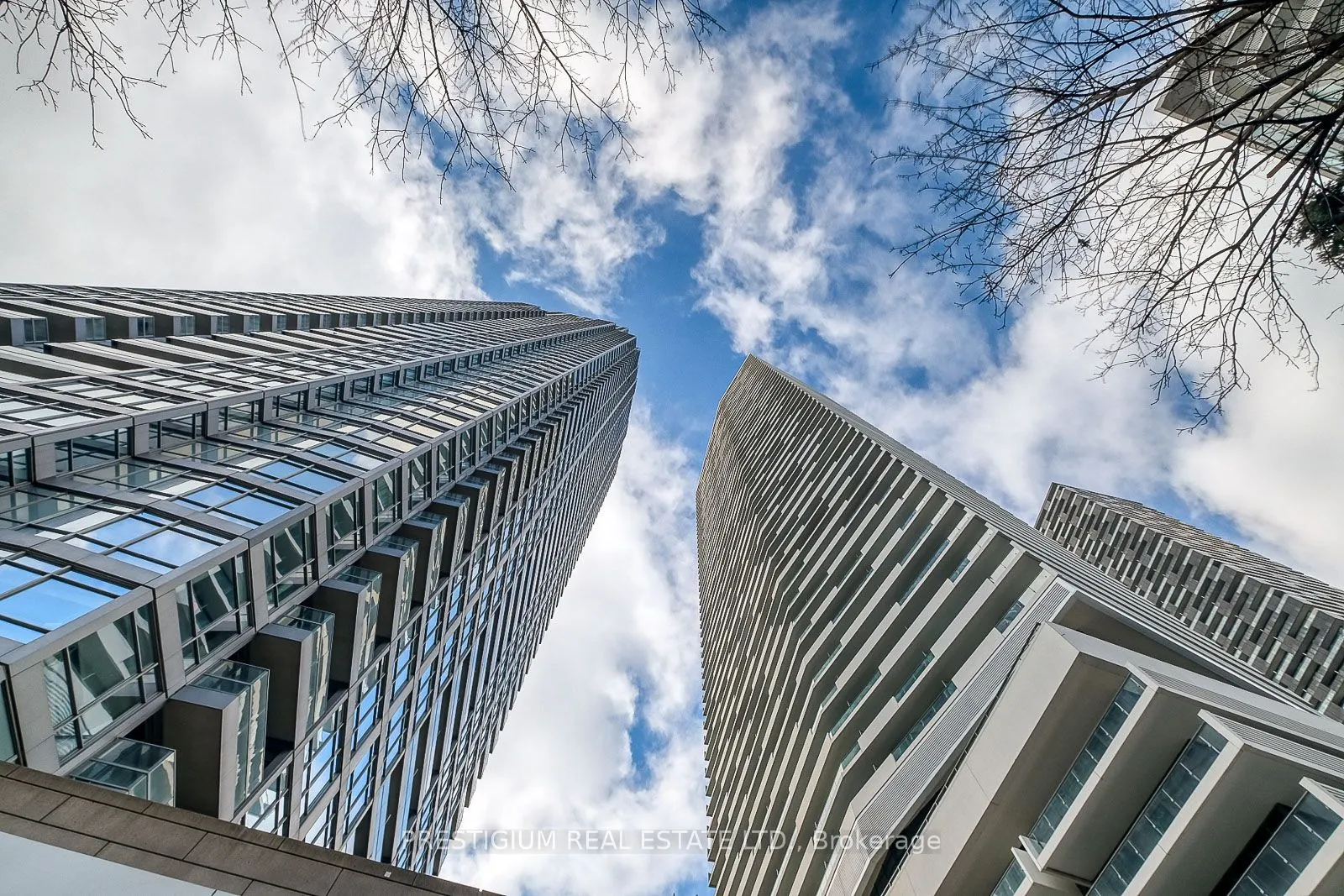 2221 Yonge Street, #4809