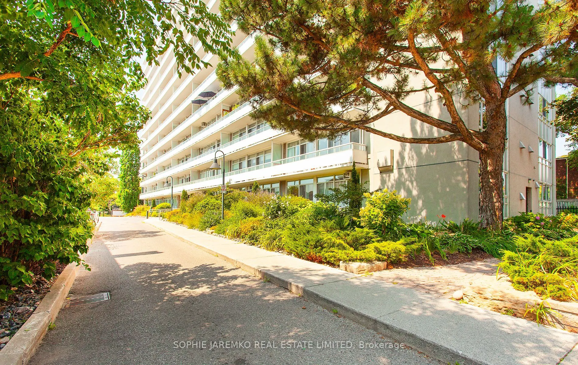 580 Christie Street, #1203