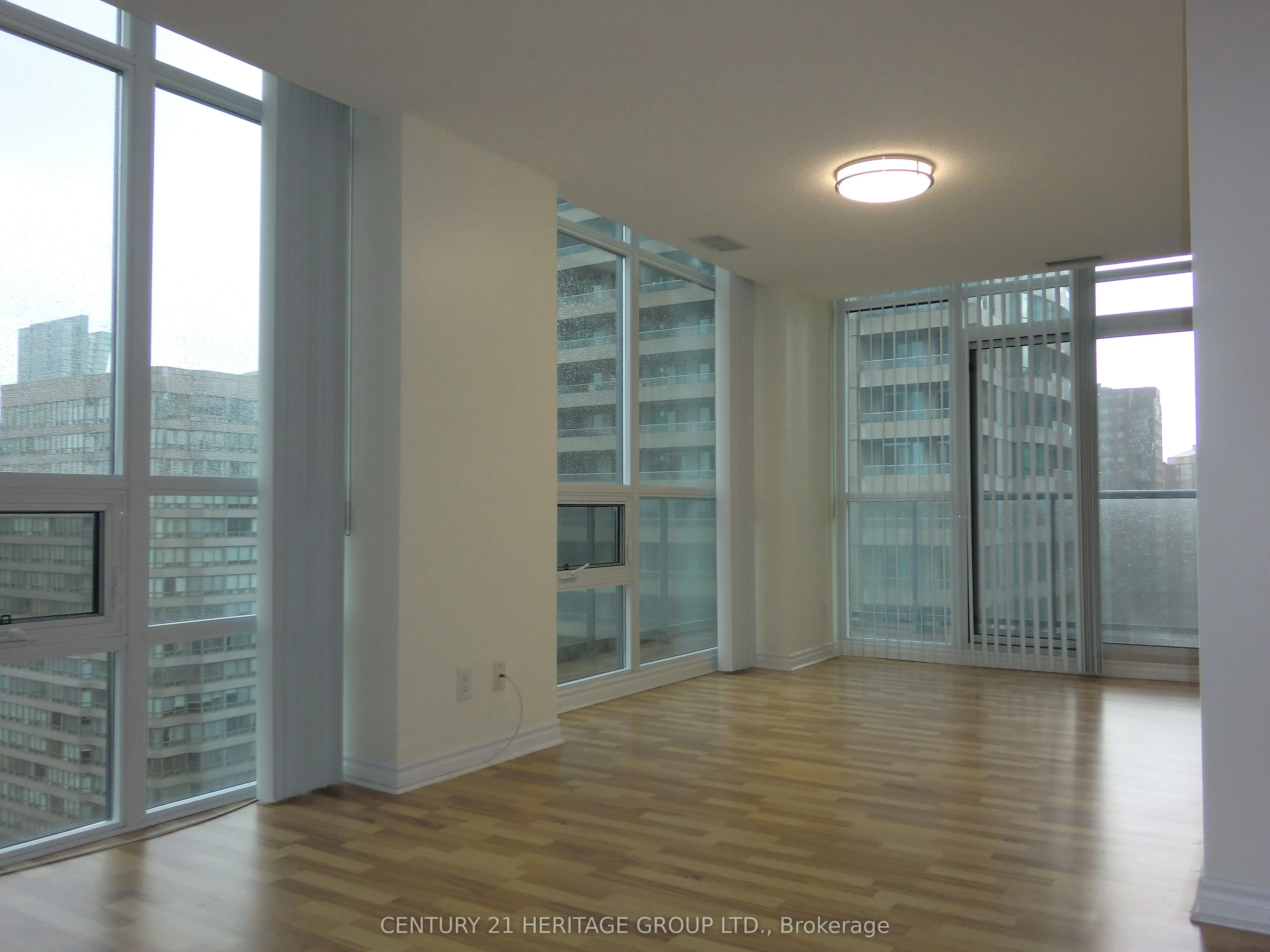 35 Hollywood Avenue, #2309
