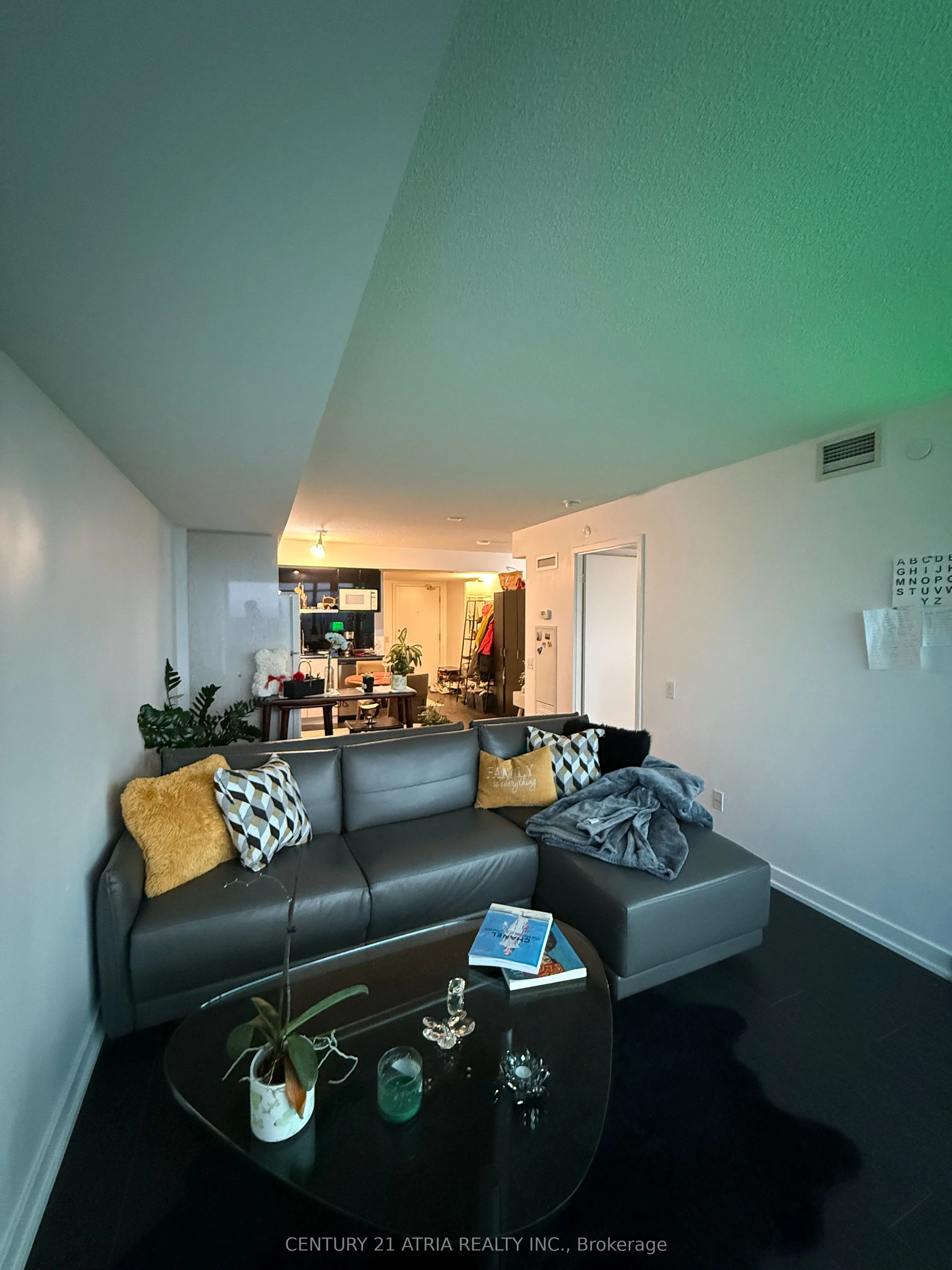 72 Esther Shiner Boulevard, #1808