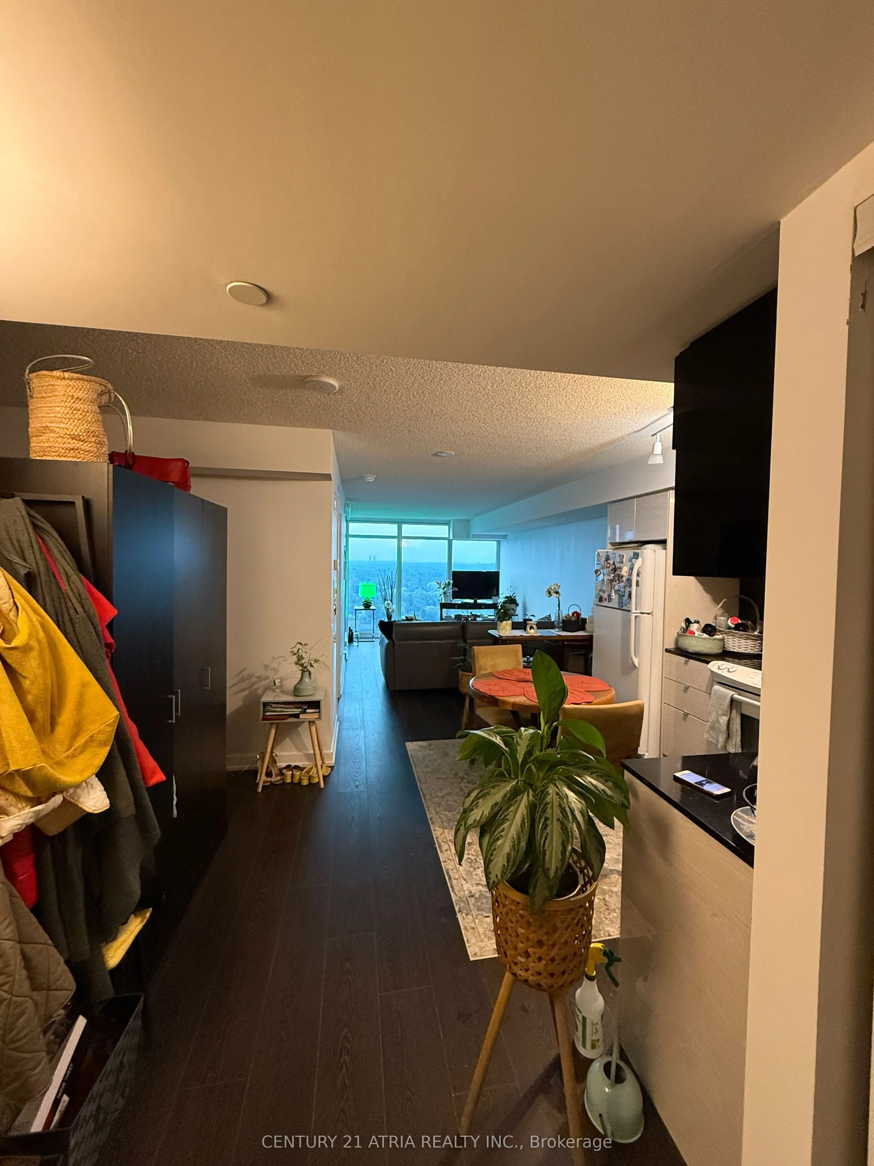 72 Esther Shiner Boulevard, #1808