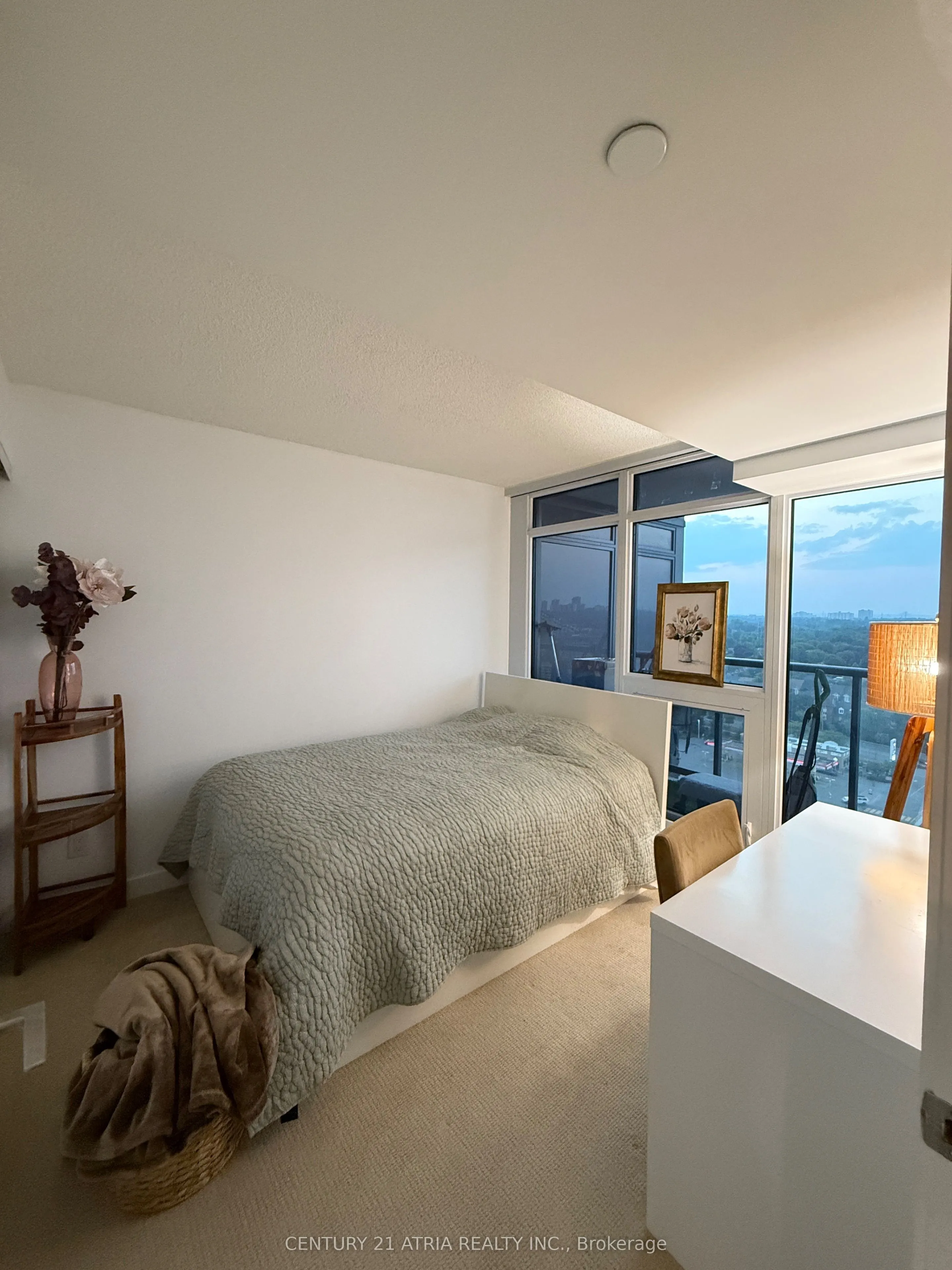72 Esther Shiner Boulevard, #1808