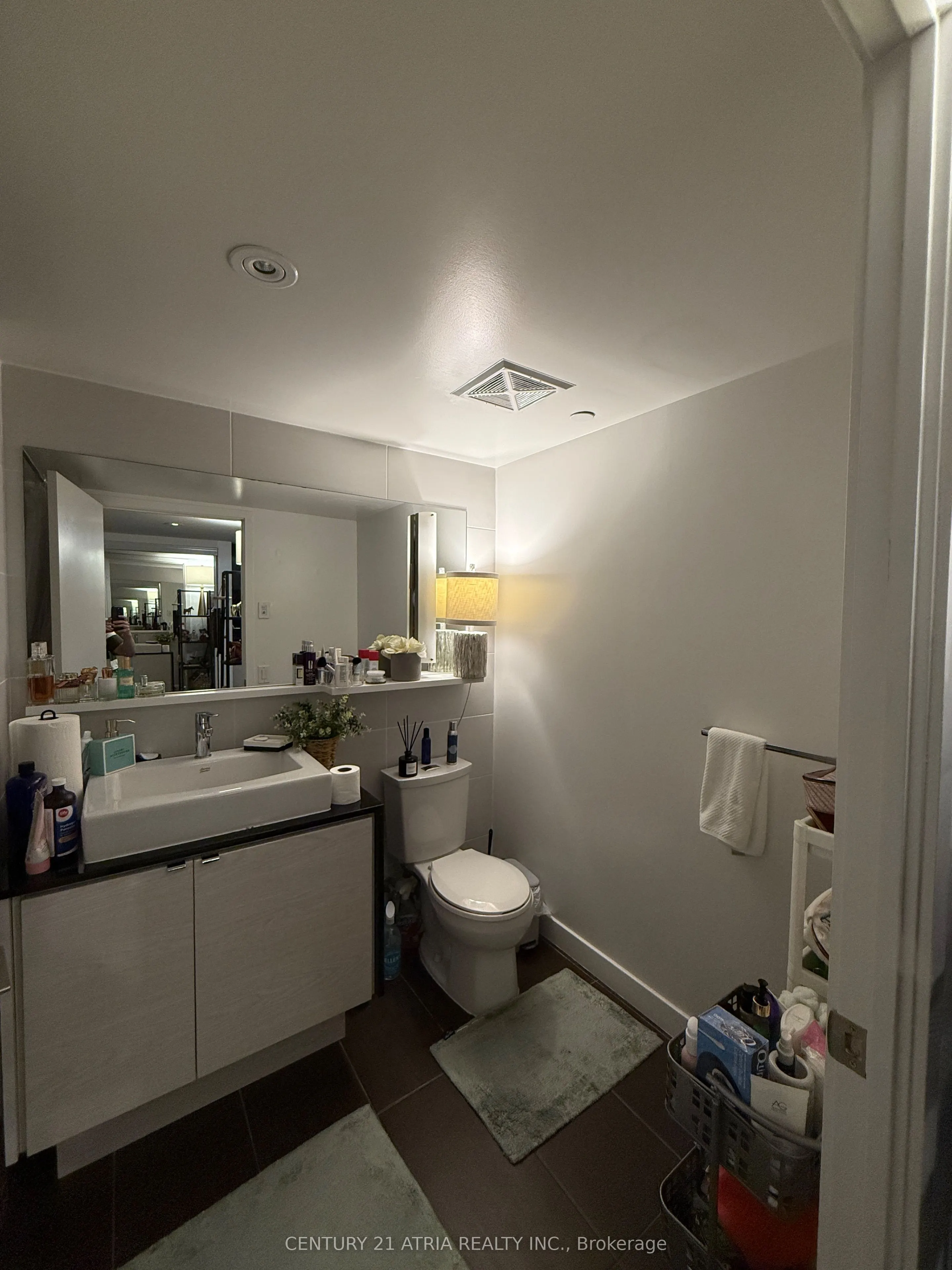 72 Esther Shiner Boulevard, #1808