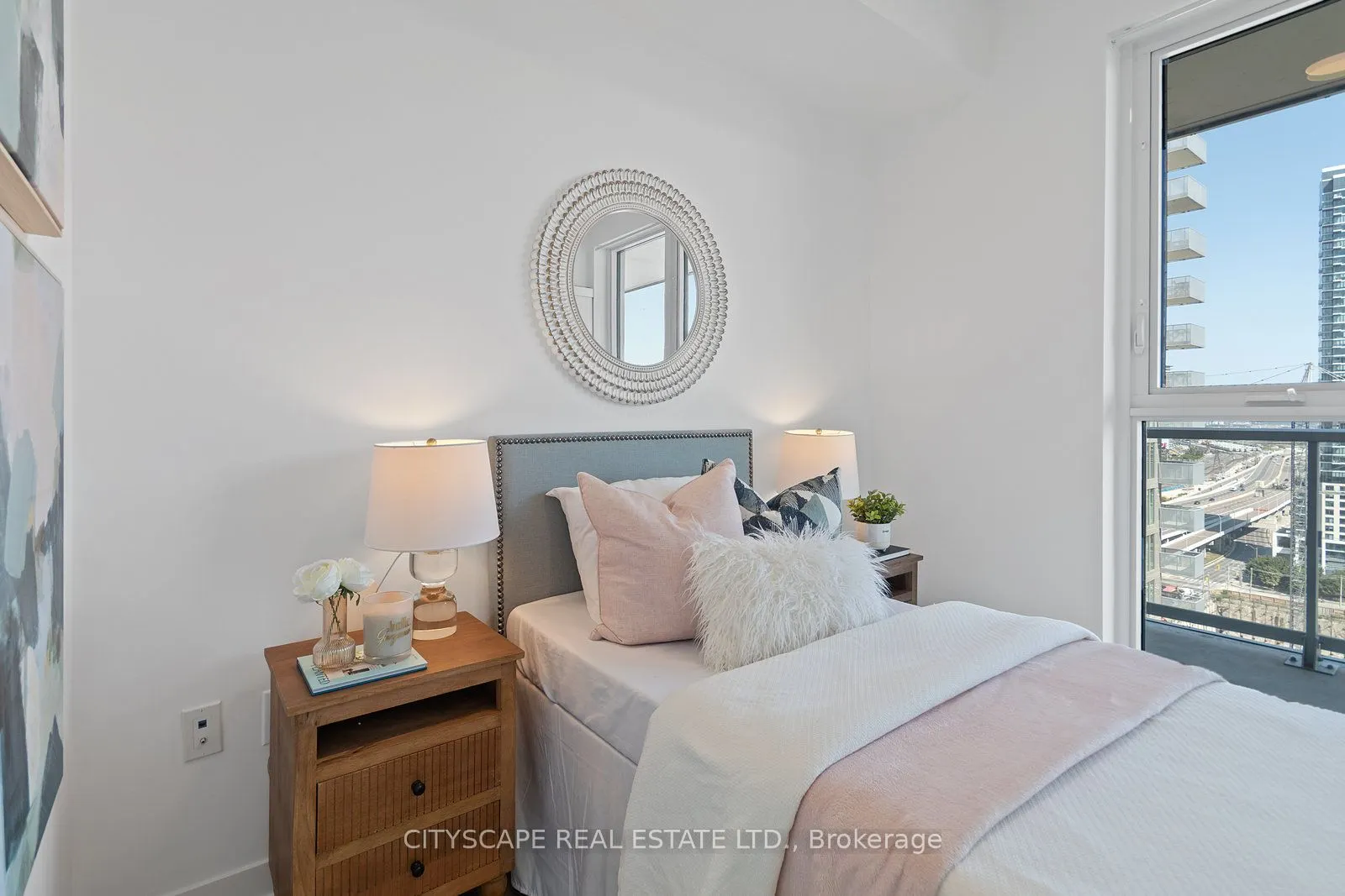 15 Lower Jarvis Street, #1603