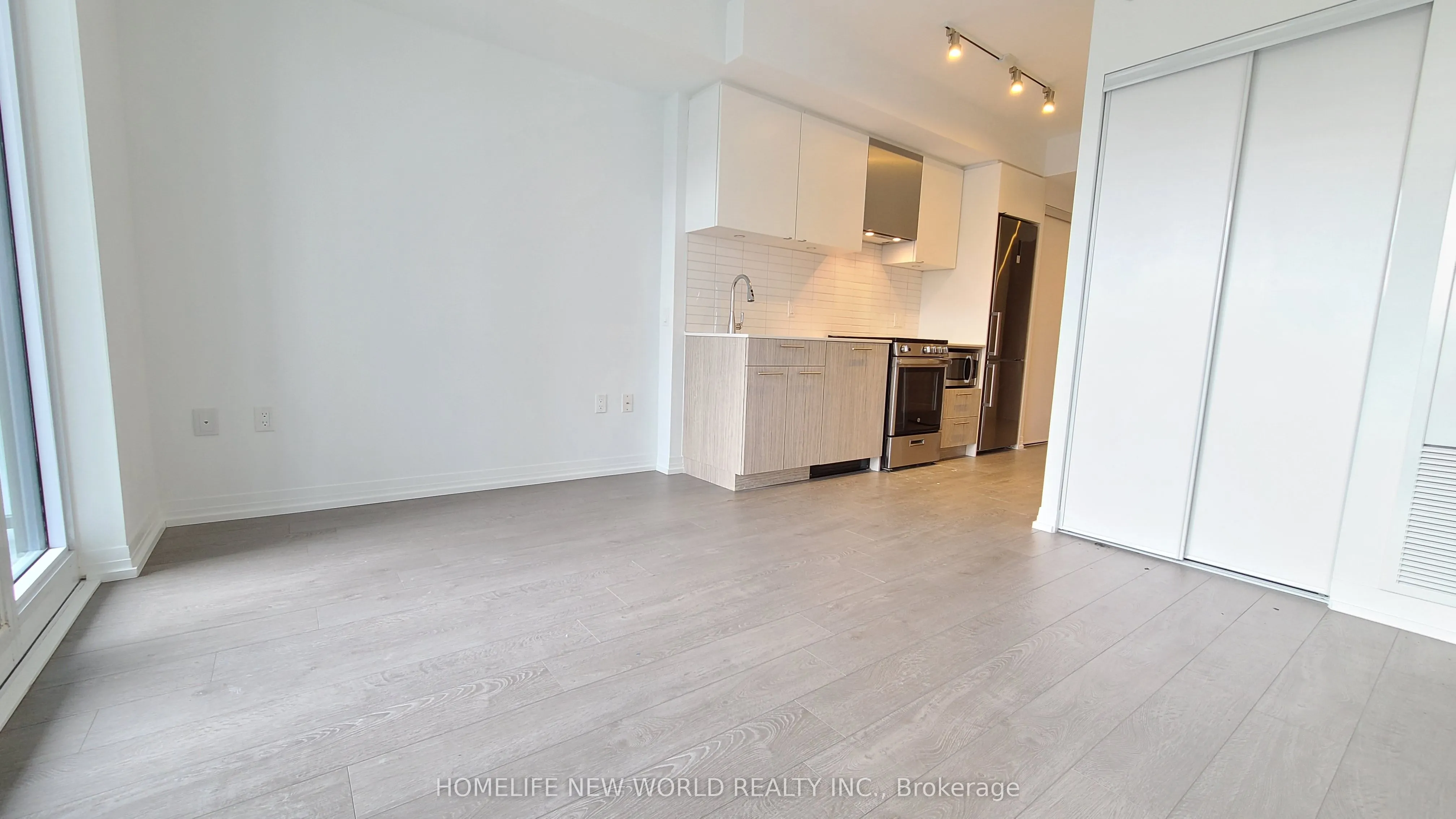 251 Jarvis Street, #1102