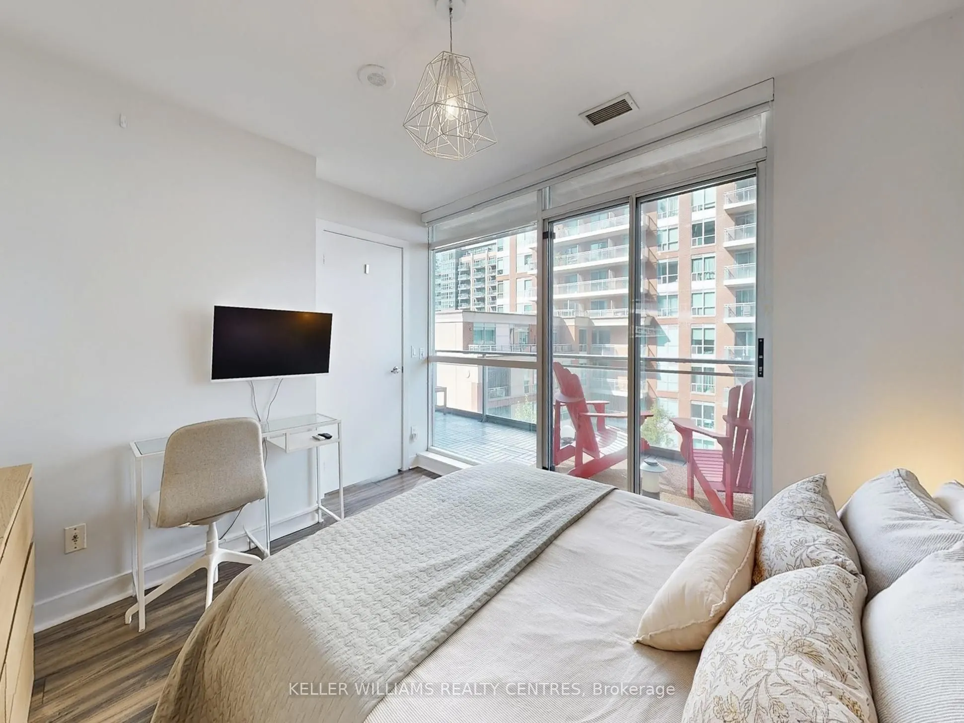 80 Western Battery Road, #507