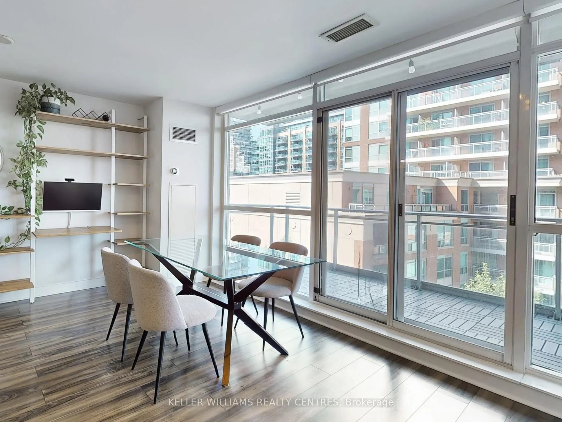 80 Western Battery Road, #507
