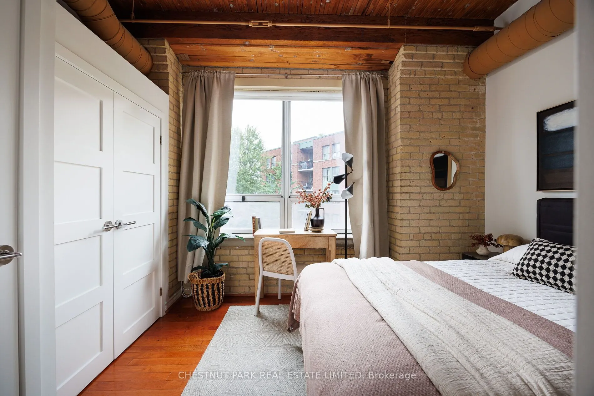781 King Street W, #304