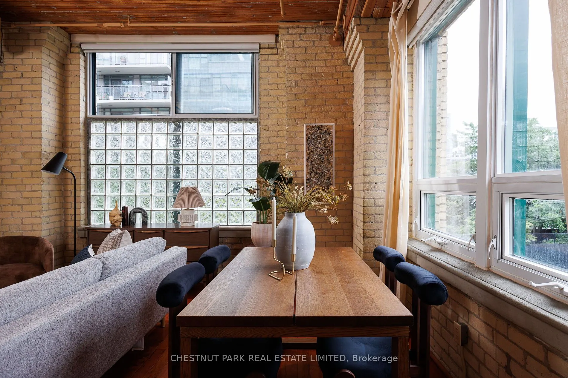 781 King Street W, #304