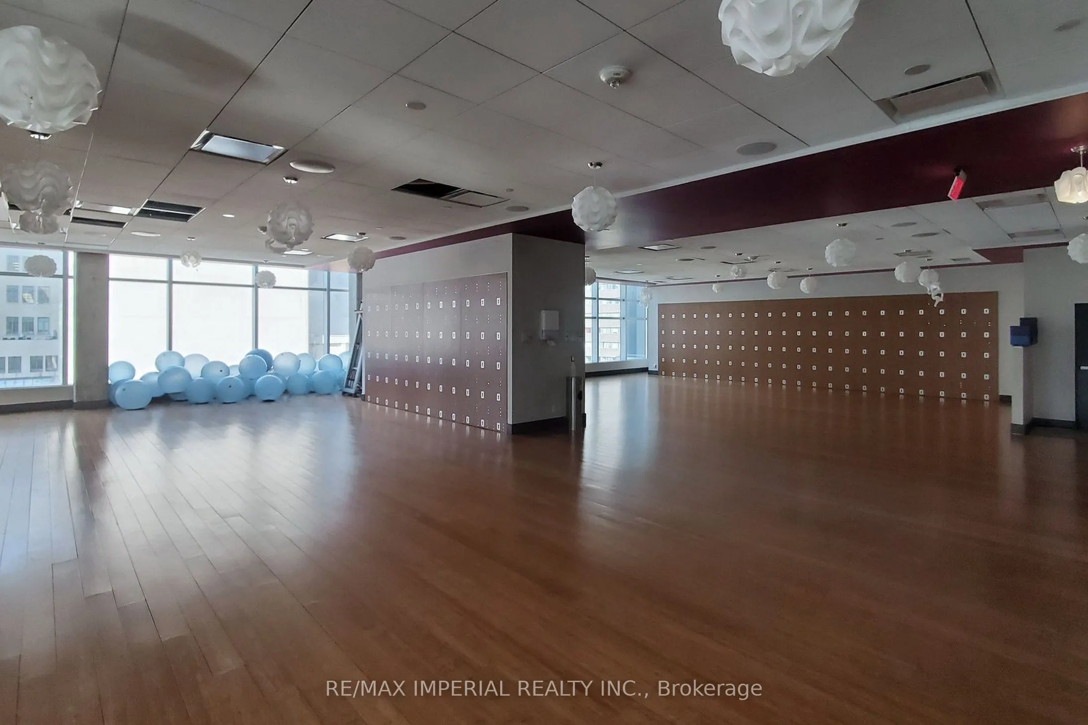 386 Yonge Street, #4801