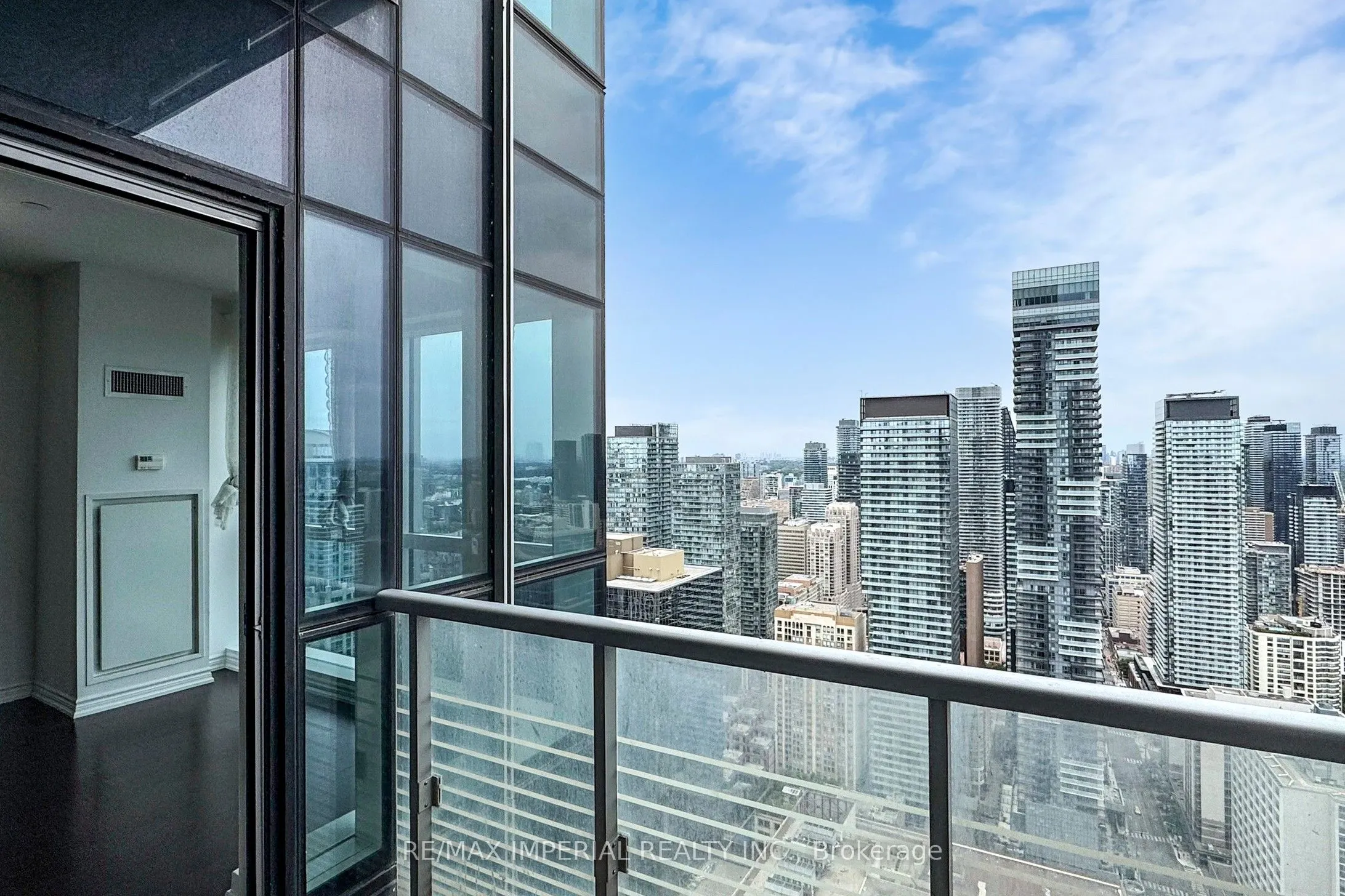 386 Yonge Street, #4801