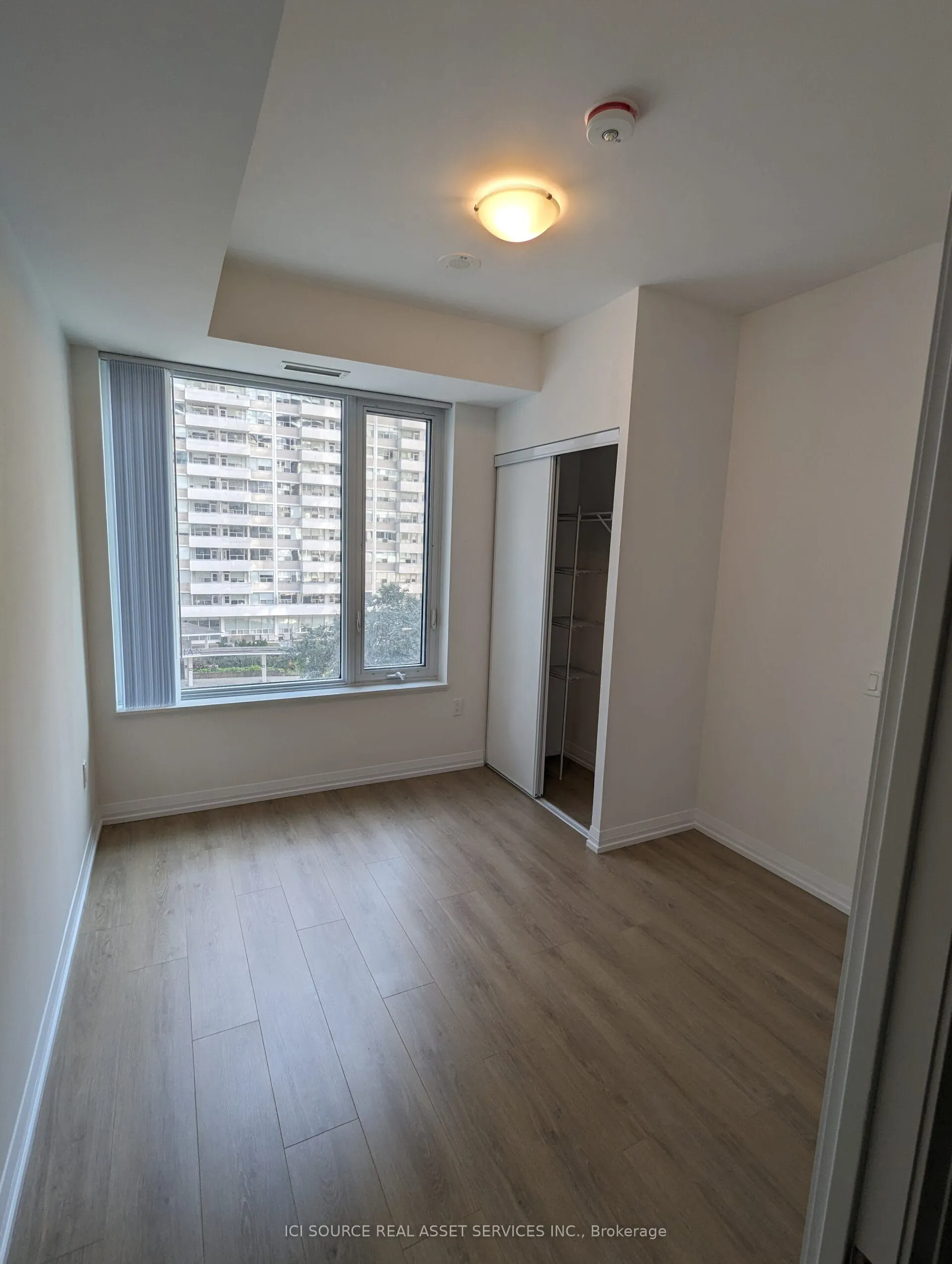 50 Dunfield Avenue, #511