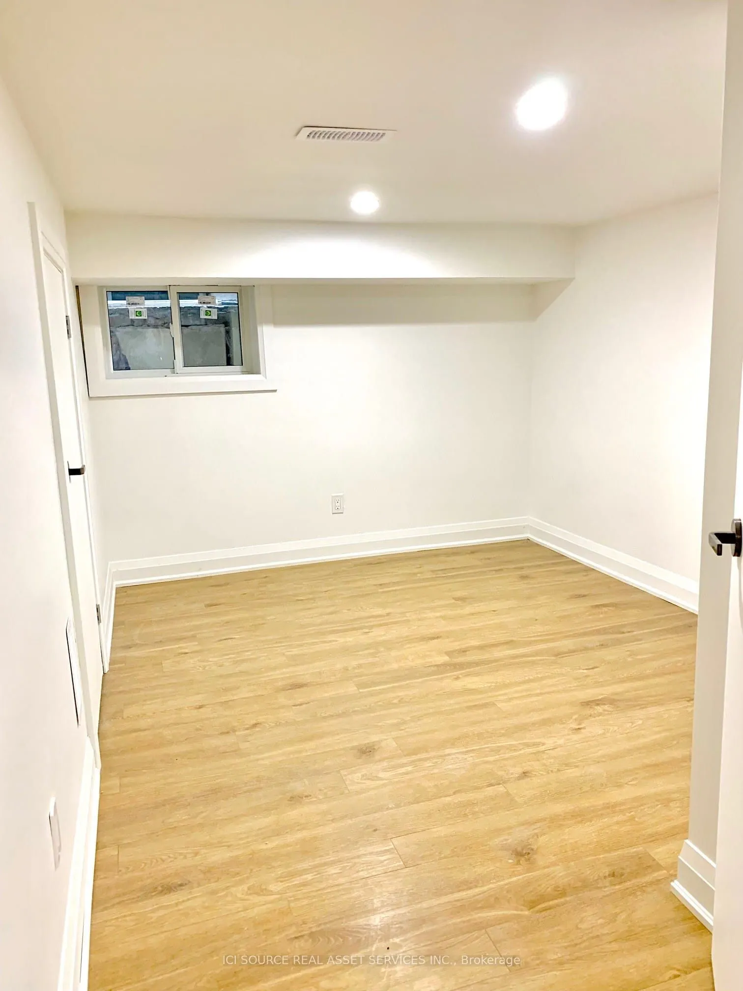 157 Huron Street, #3