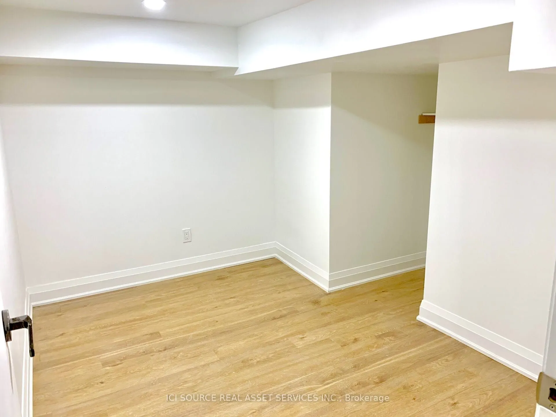 157 Huron Street, #3