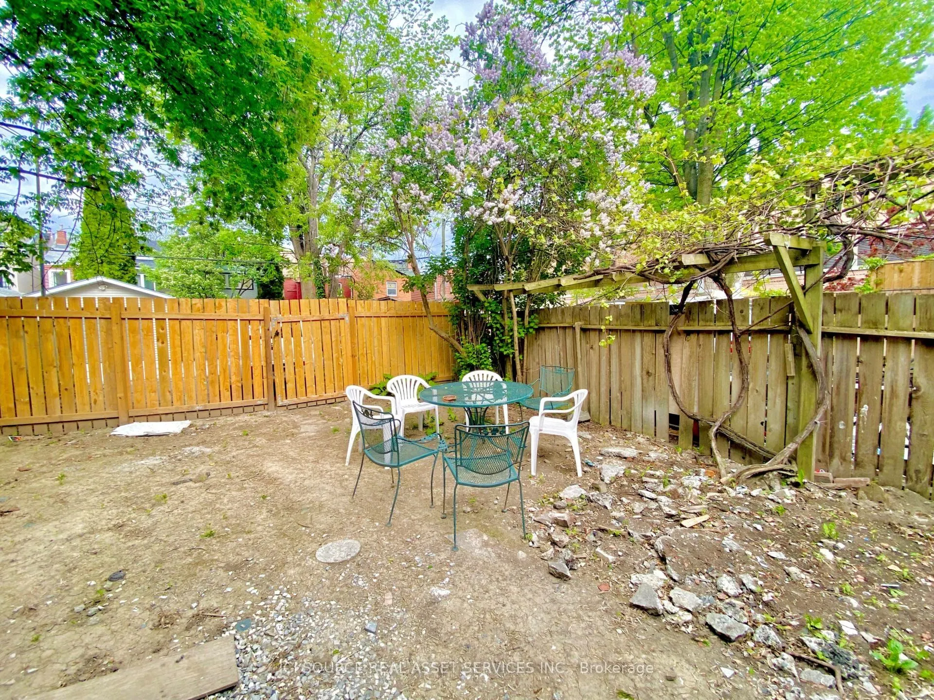 157 Huron Street, #3