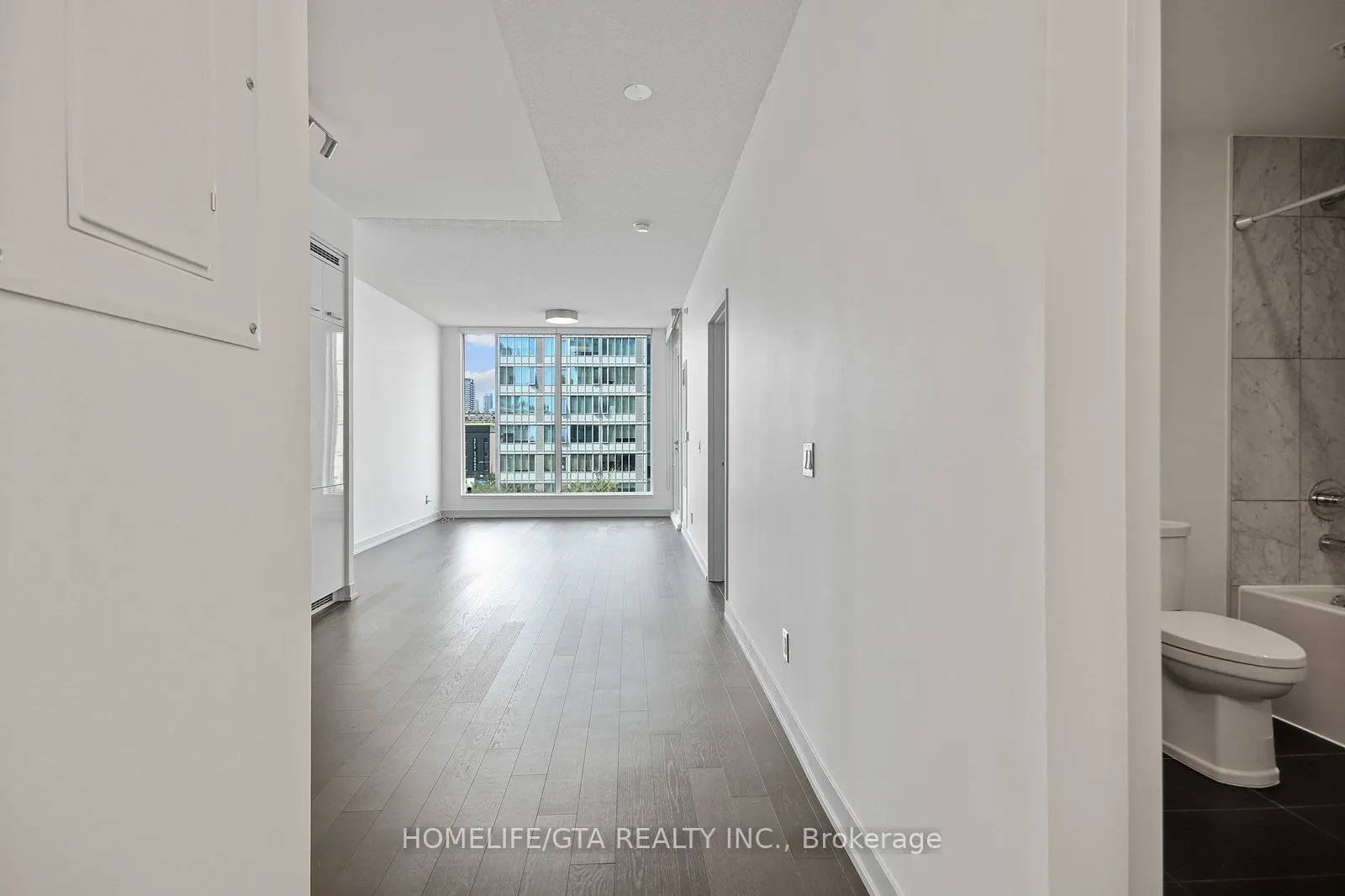 455 Front Street E, #N420