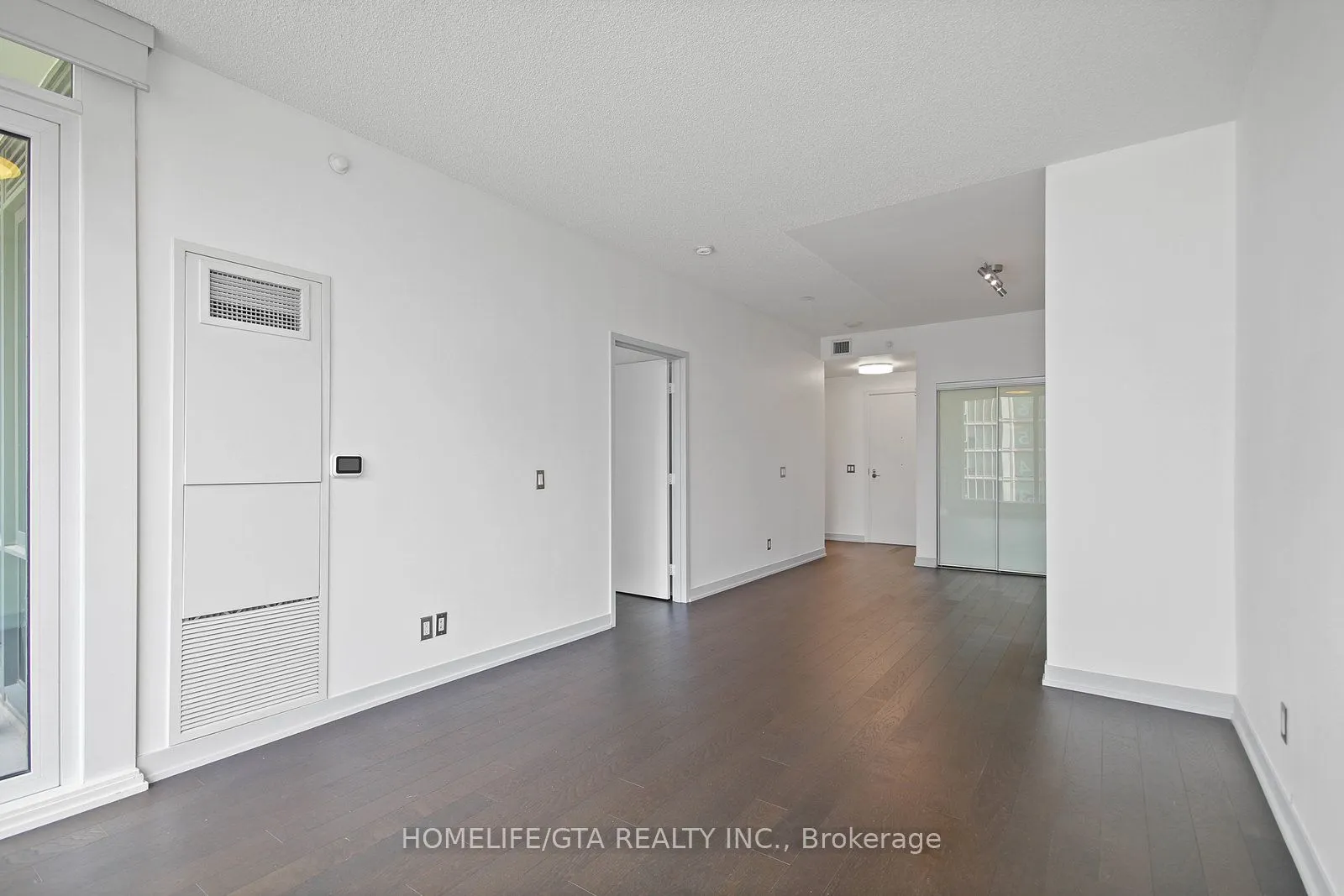 455 Front Street E, #N420