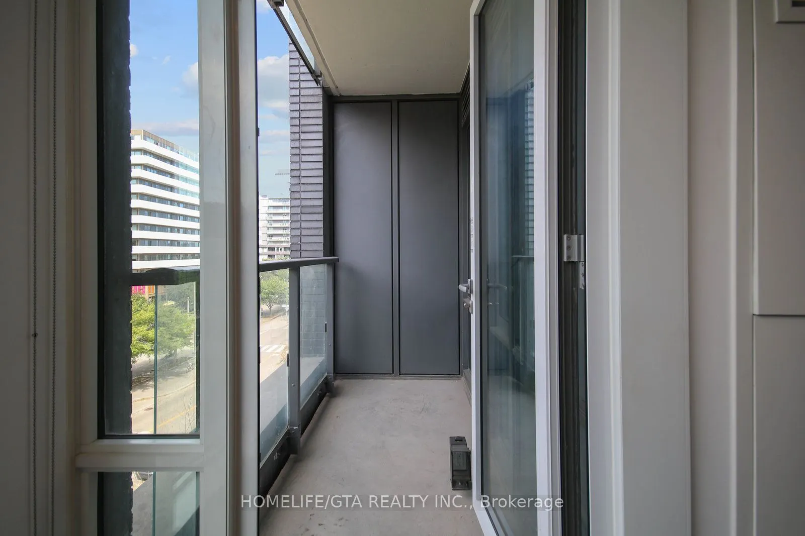 455 Front Street E, #N420