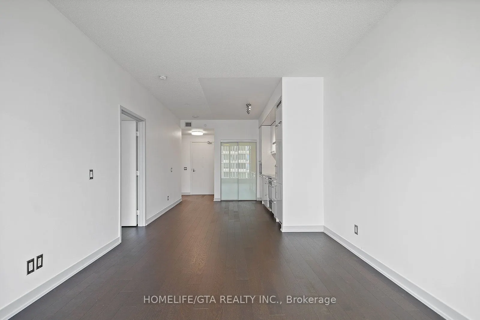 455 Front Street E, #N420