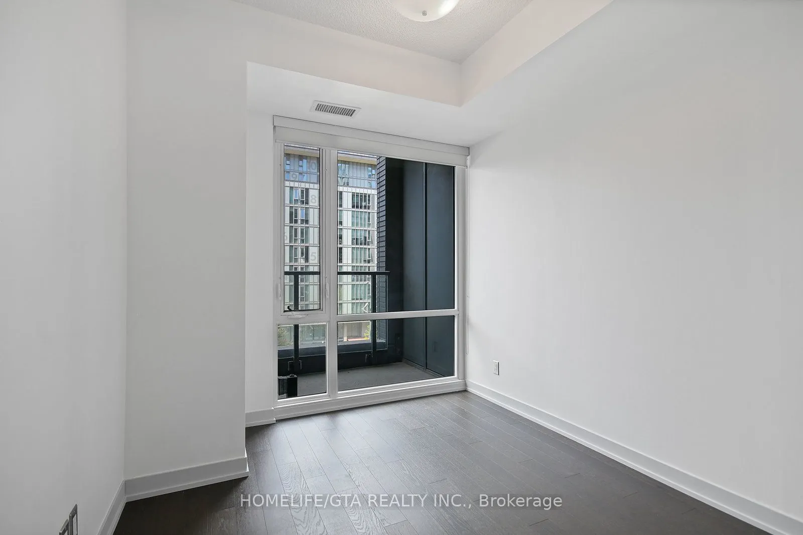 455 Front Street E, #N420