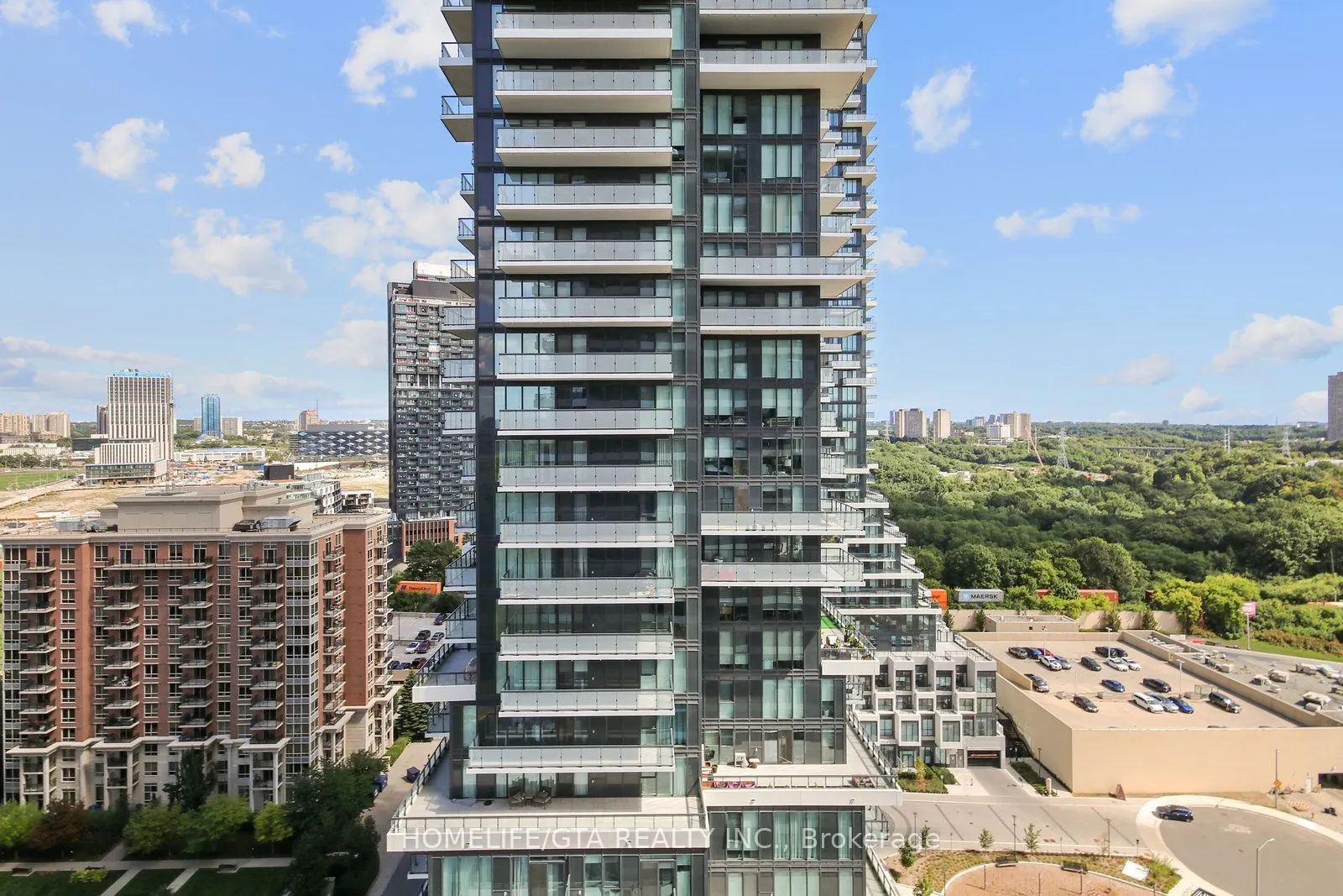 10 Inn On The Park Drive, #1705