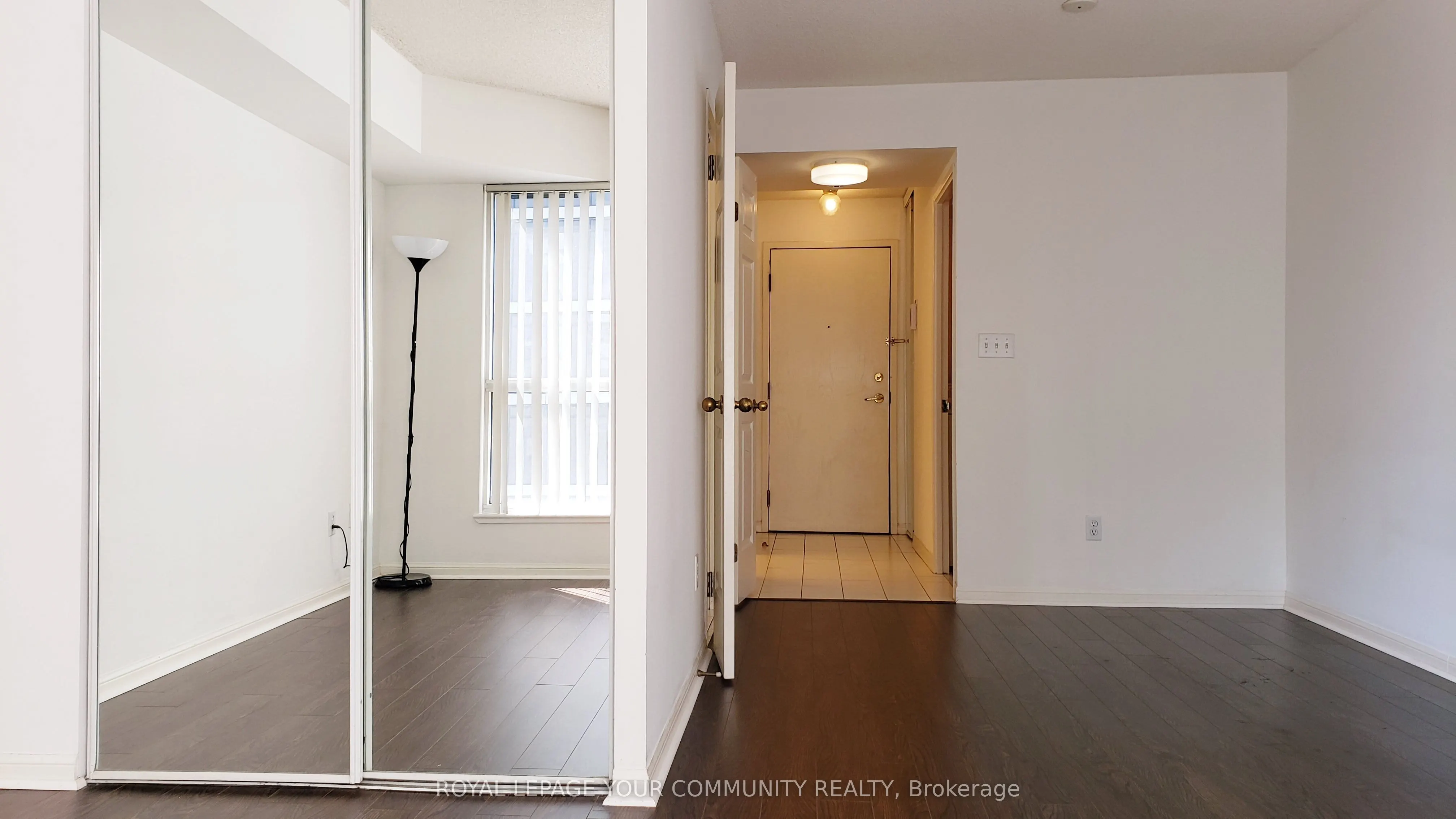 7 Carlton Street, #1403