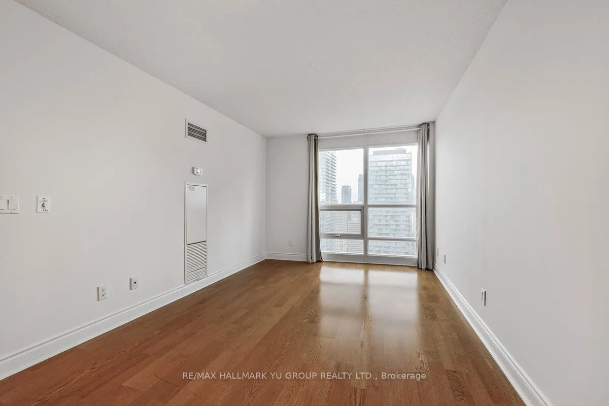 763 Bay Street, #4101