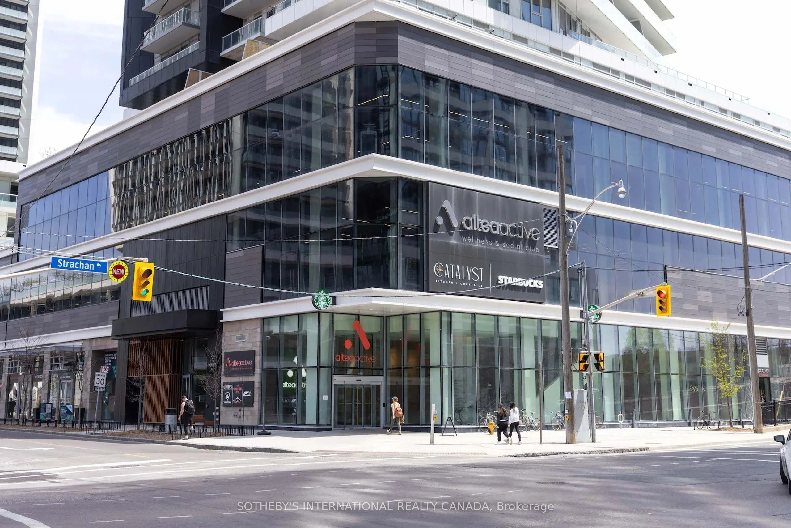 100 Strachan Avenue, #607