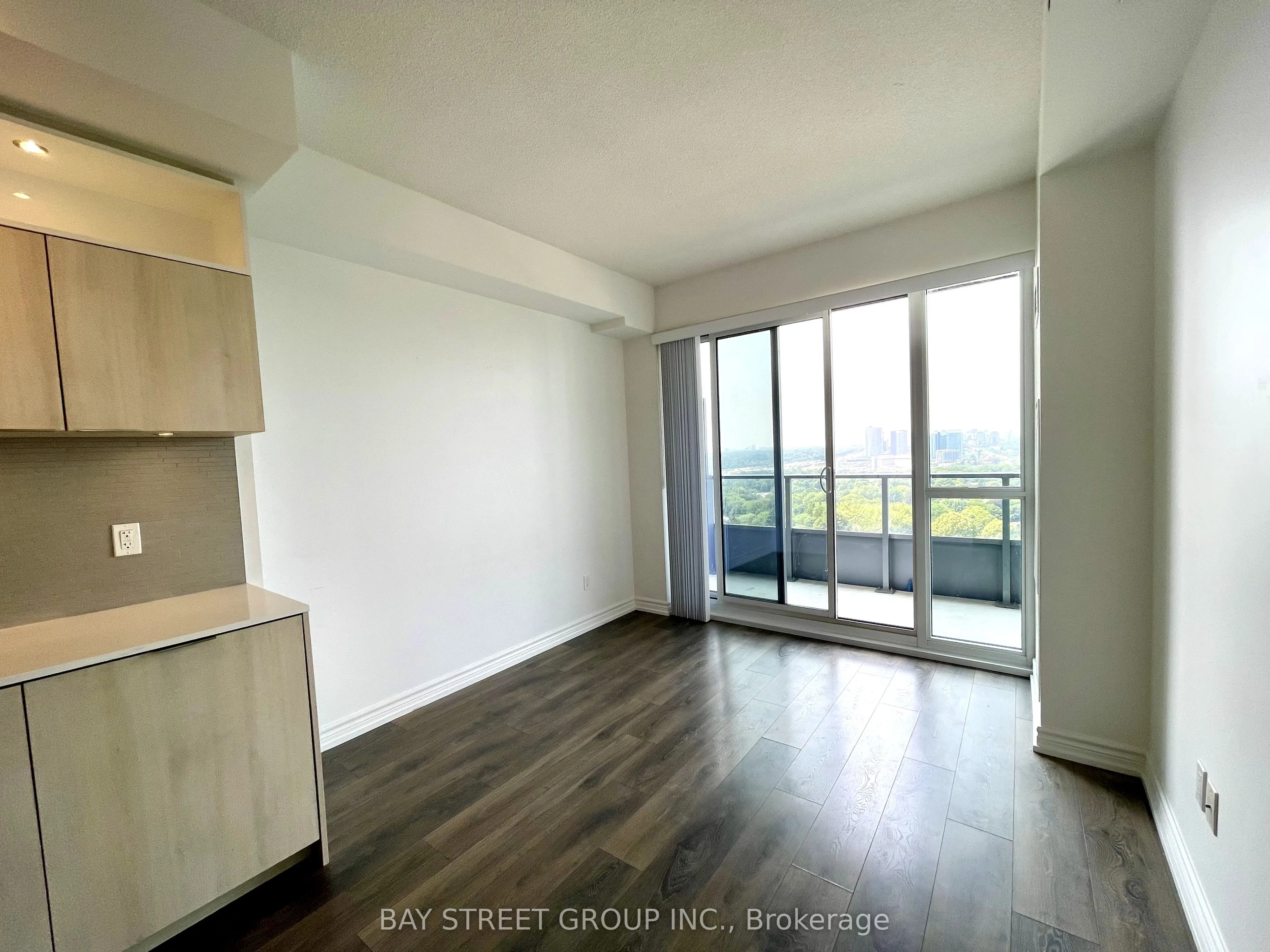 50 Forest Manor Road, #1104