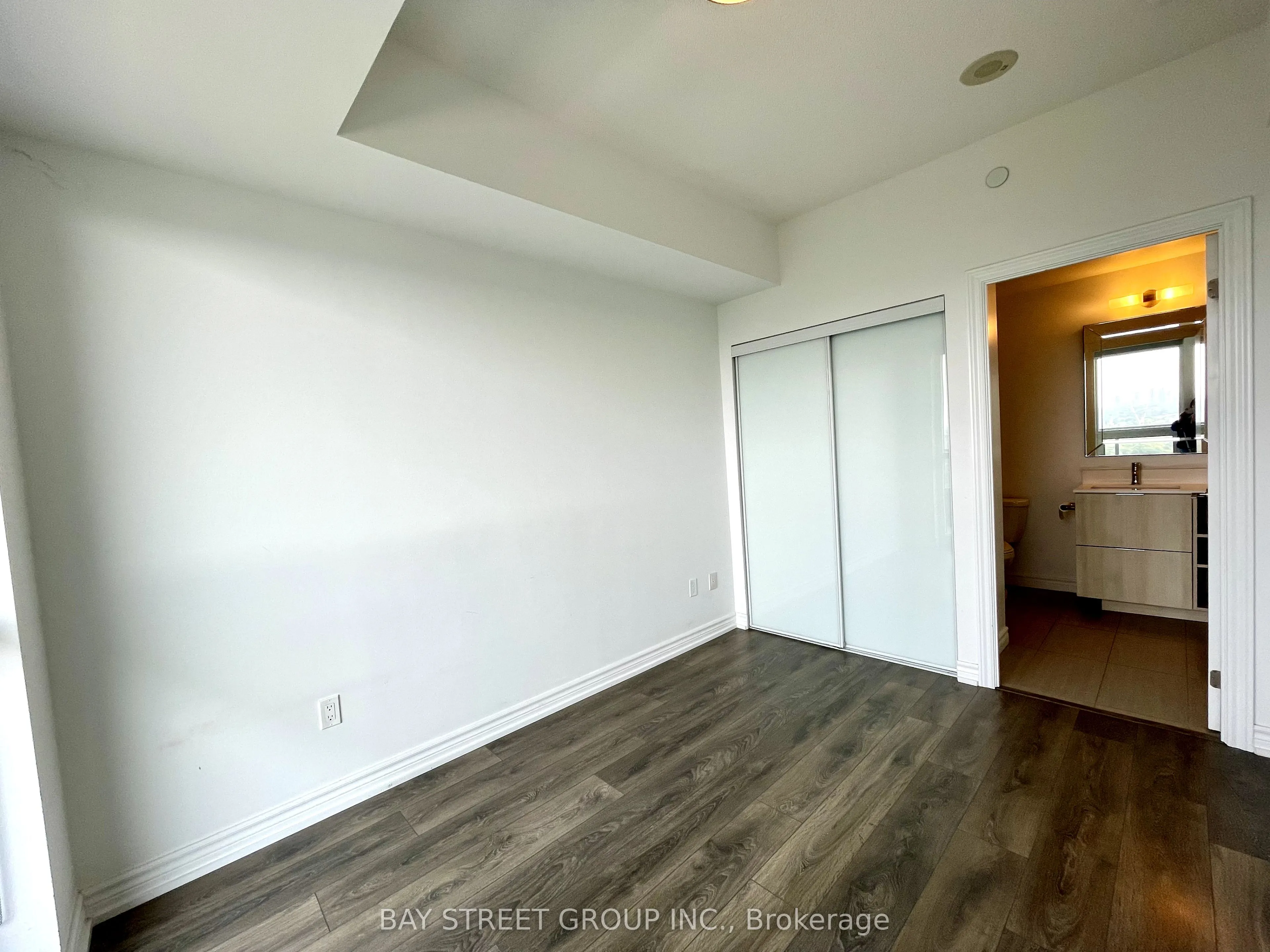 50 Forest Manor Road, #1104