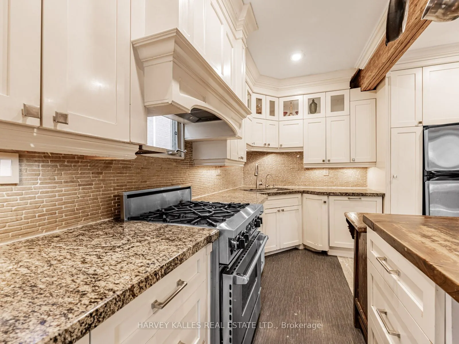 329 Glen Road