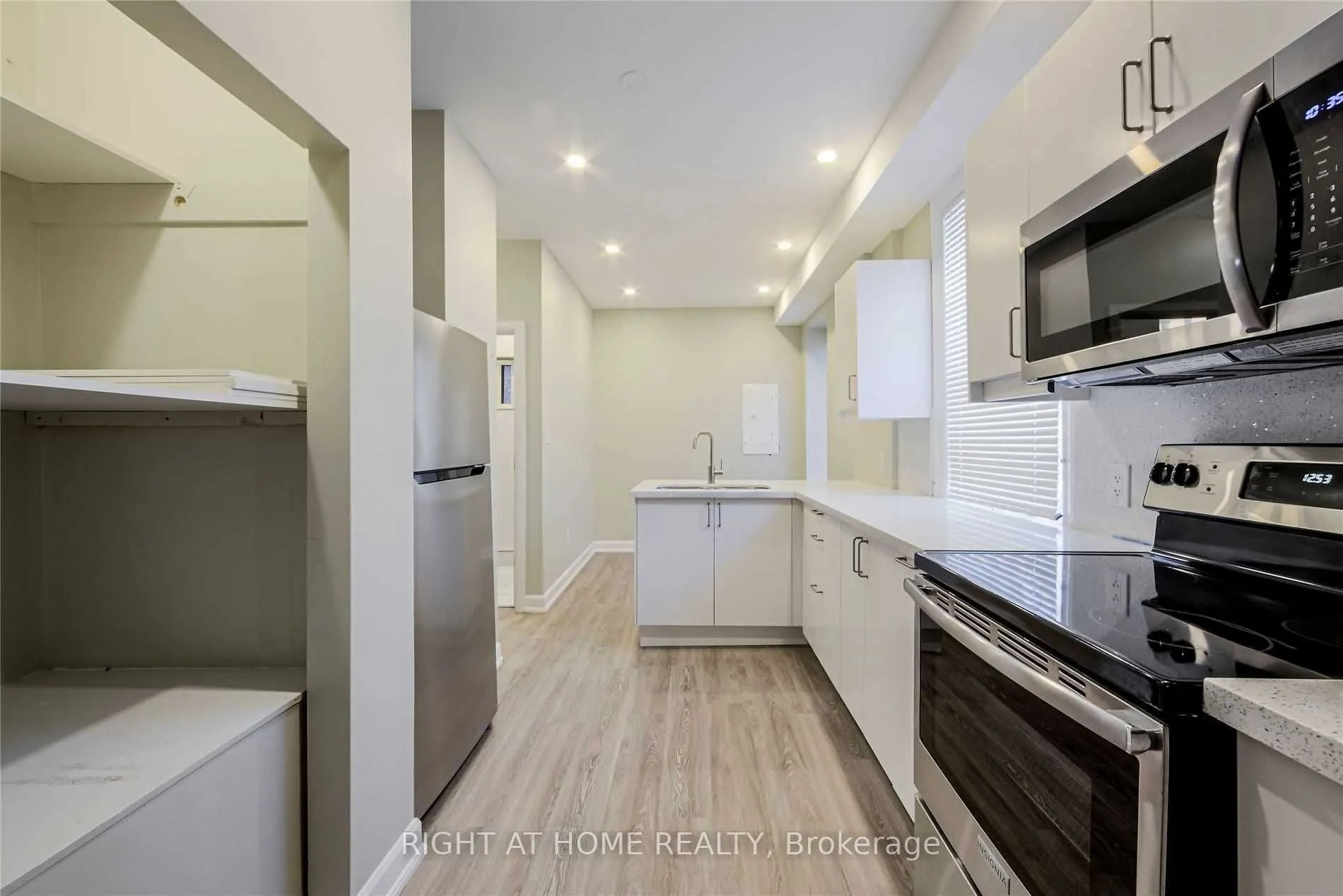 1 London Street, #2nd Floor