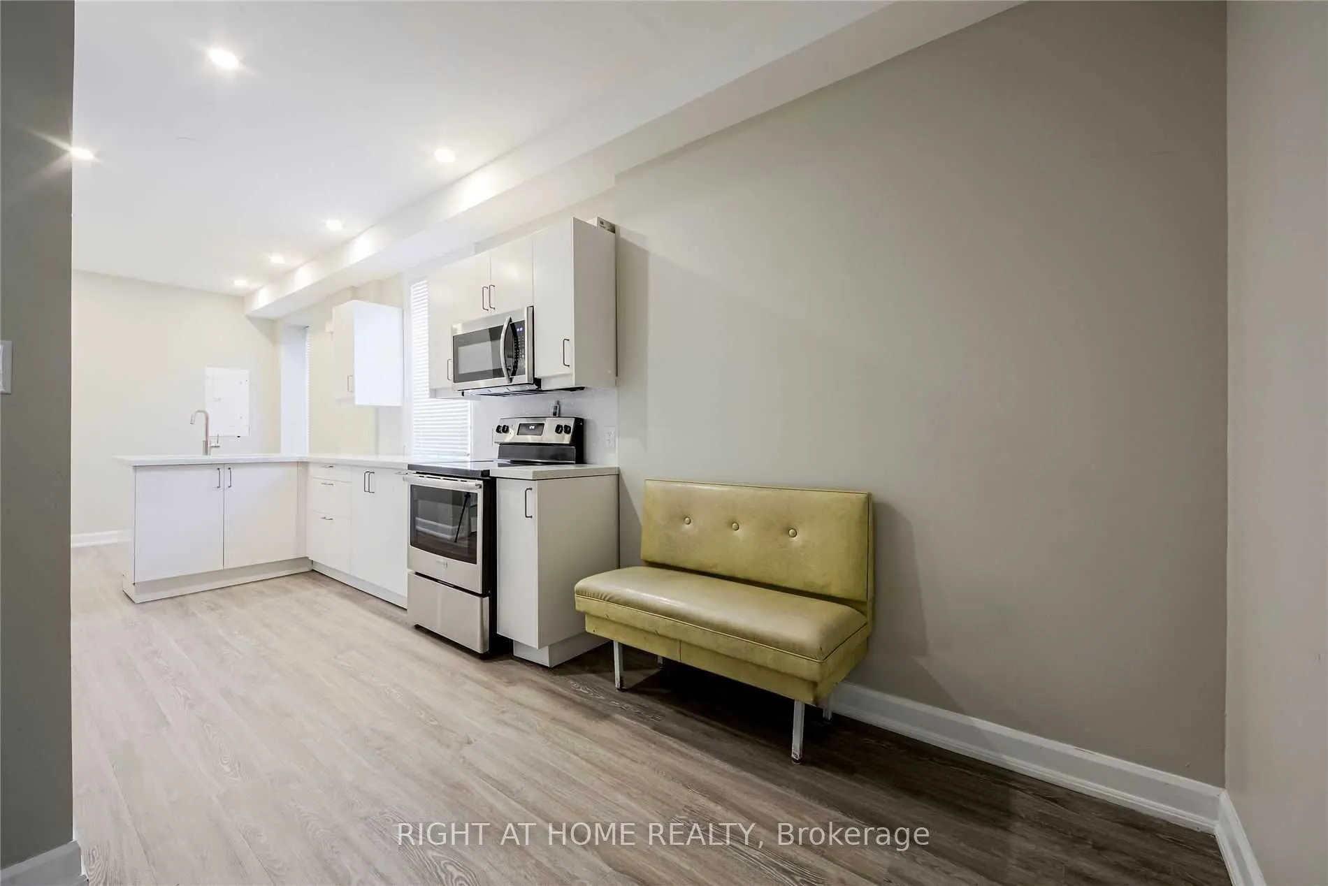 1 London Street, #2nd Floor