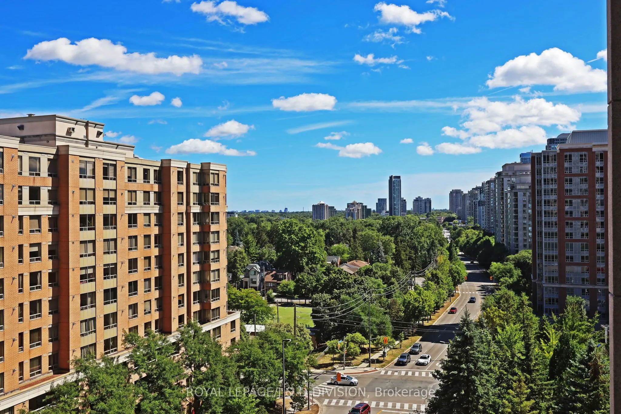 15 Northtown Way, #923