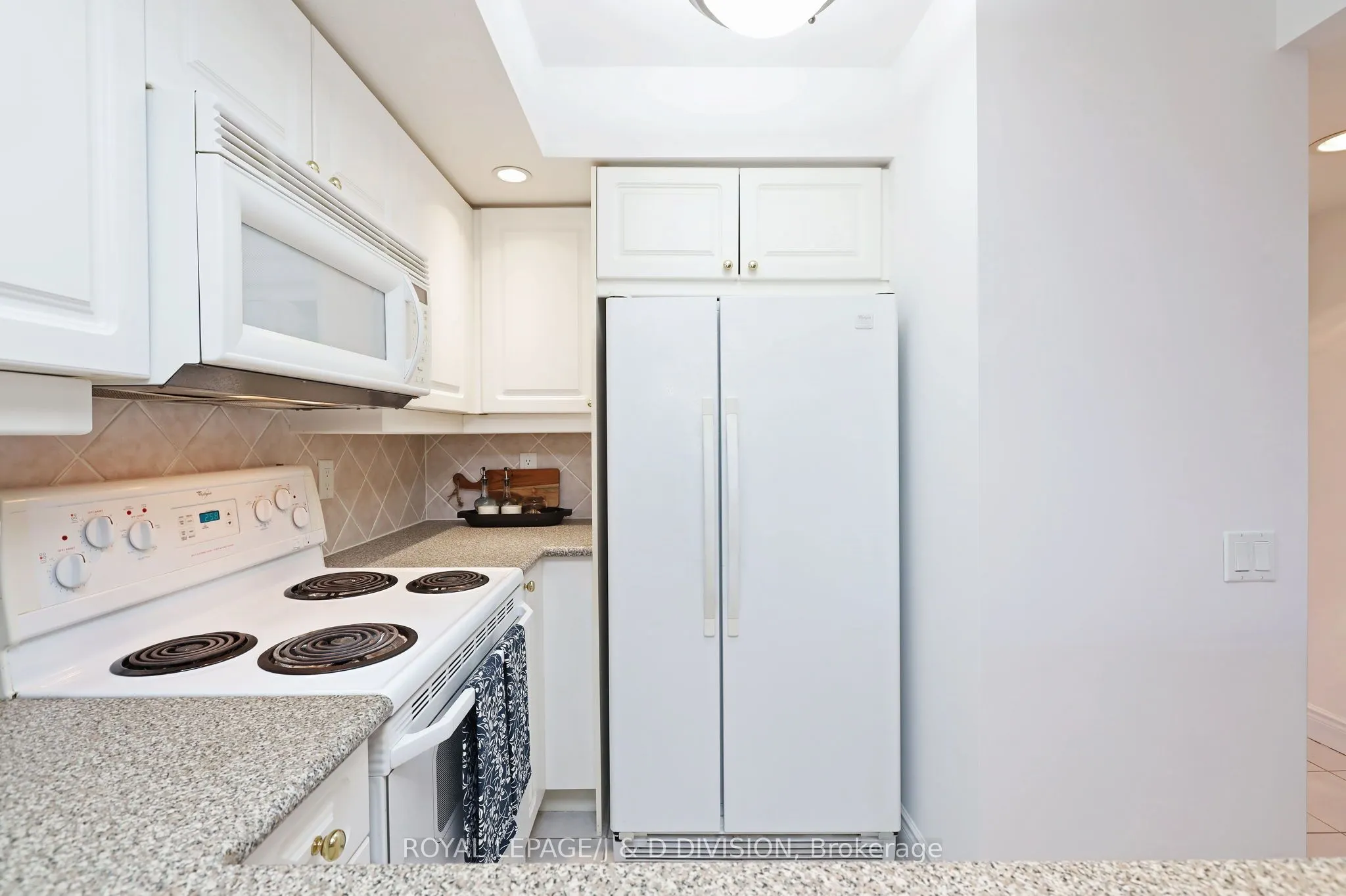 15 Northtown Way, #923