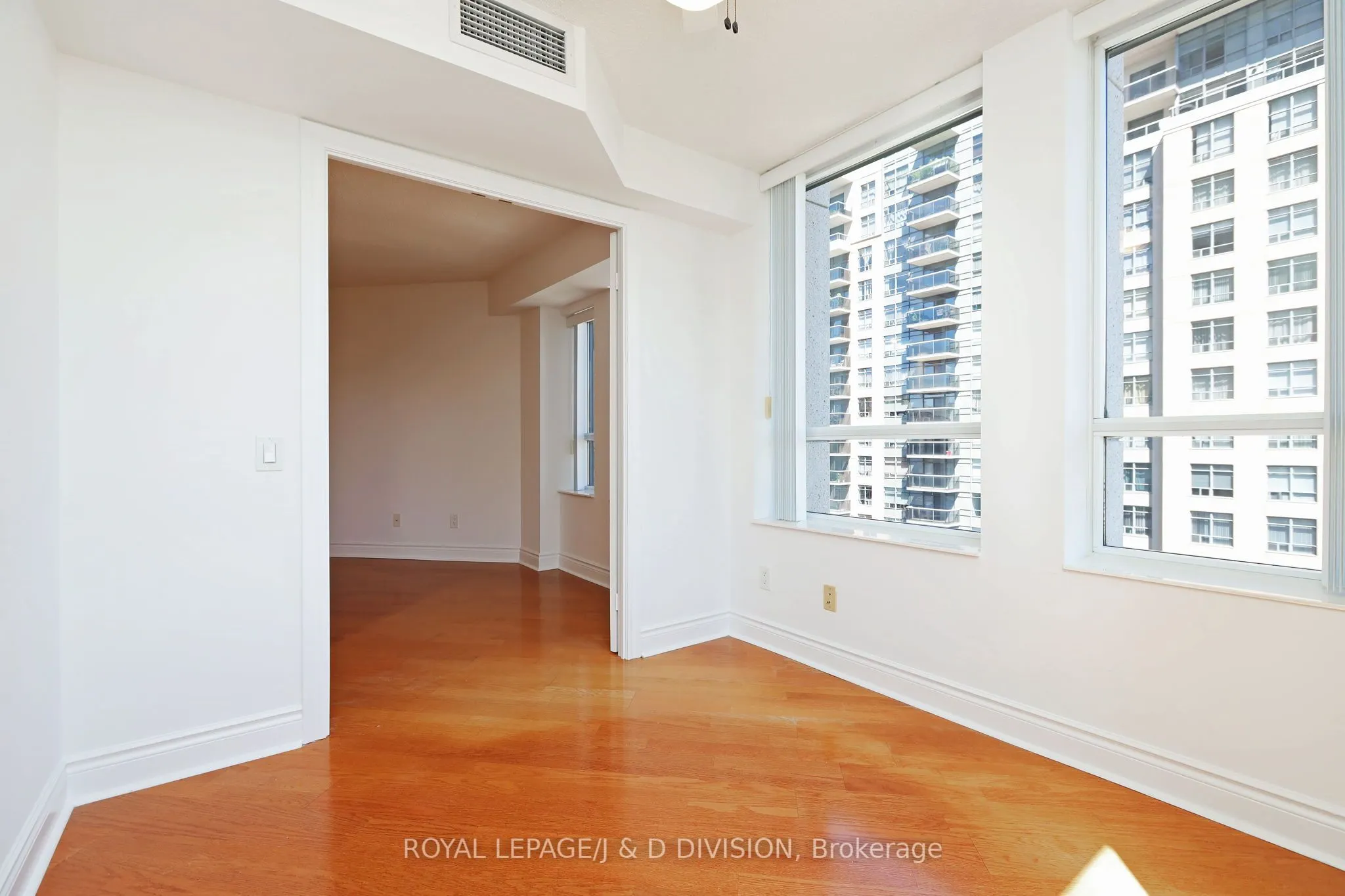 15 Northtown Way, #924
