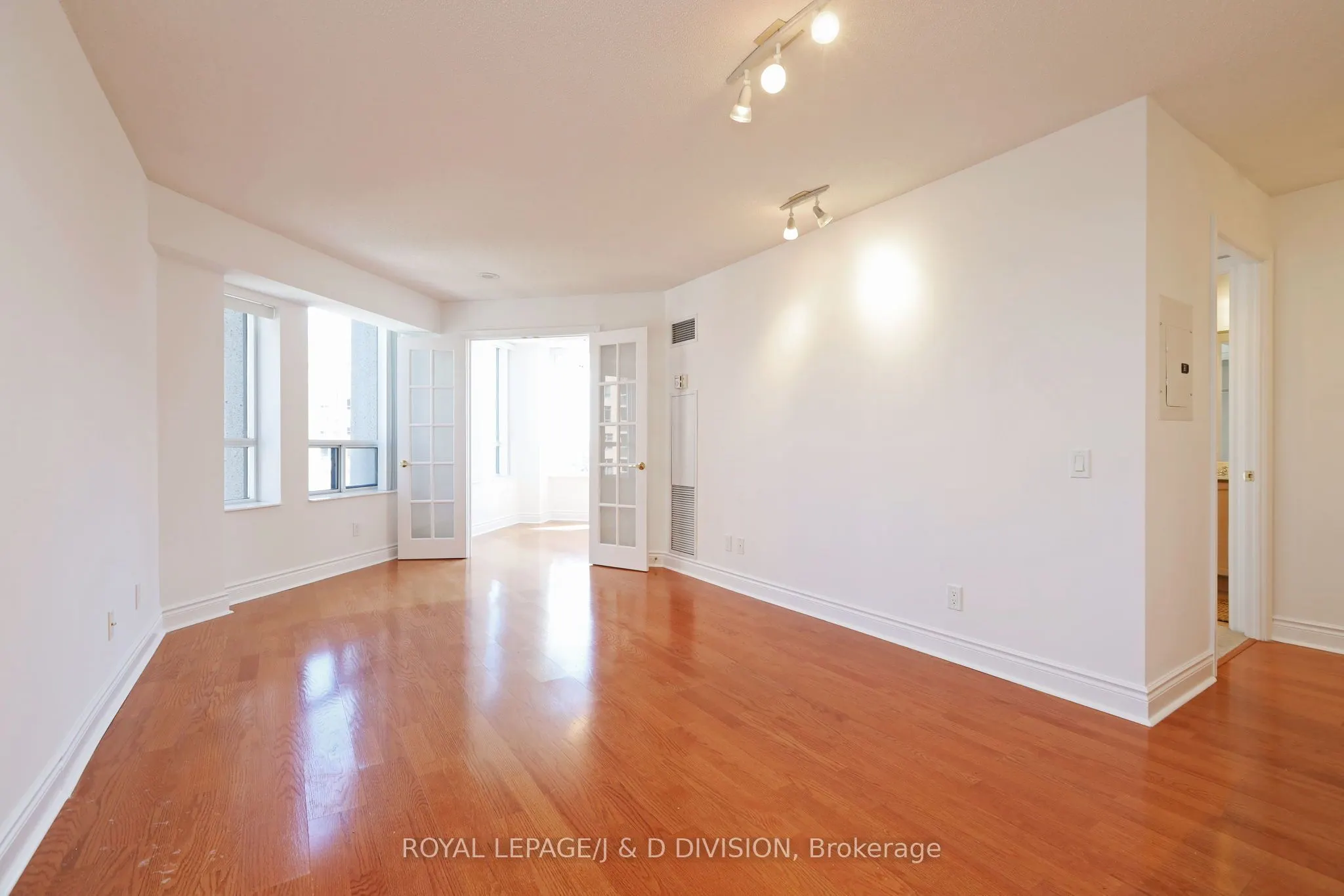 15 Northtown Way, #924