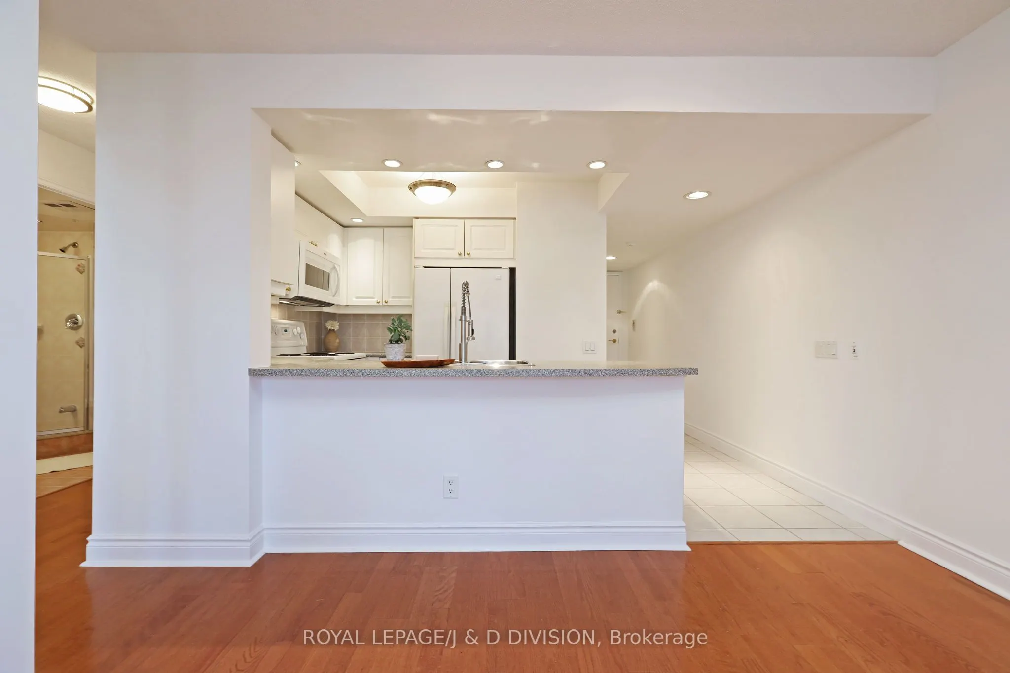 15 Northtown Way, #924