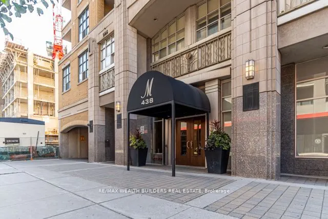 438 Richmond Street W, #916