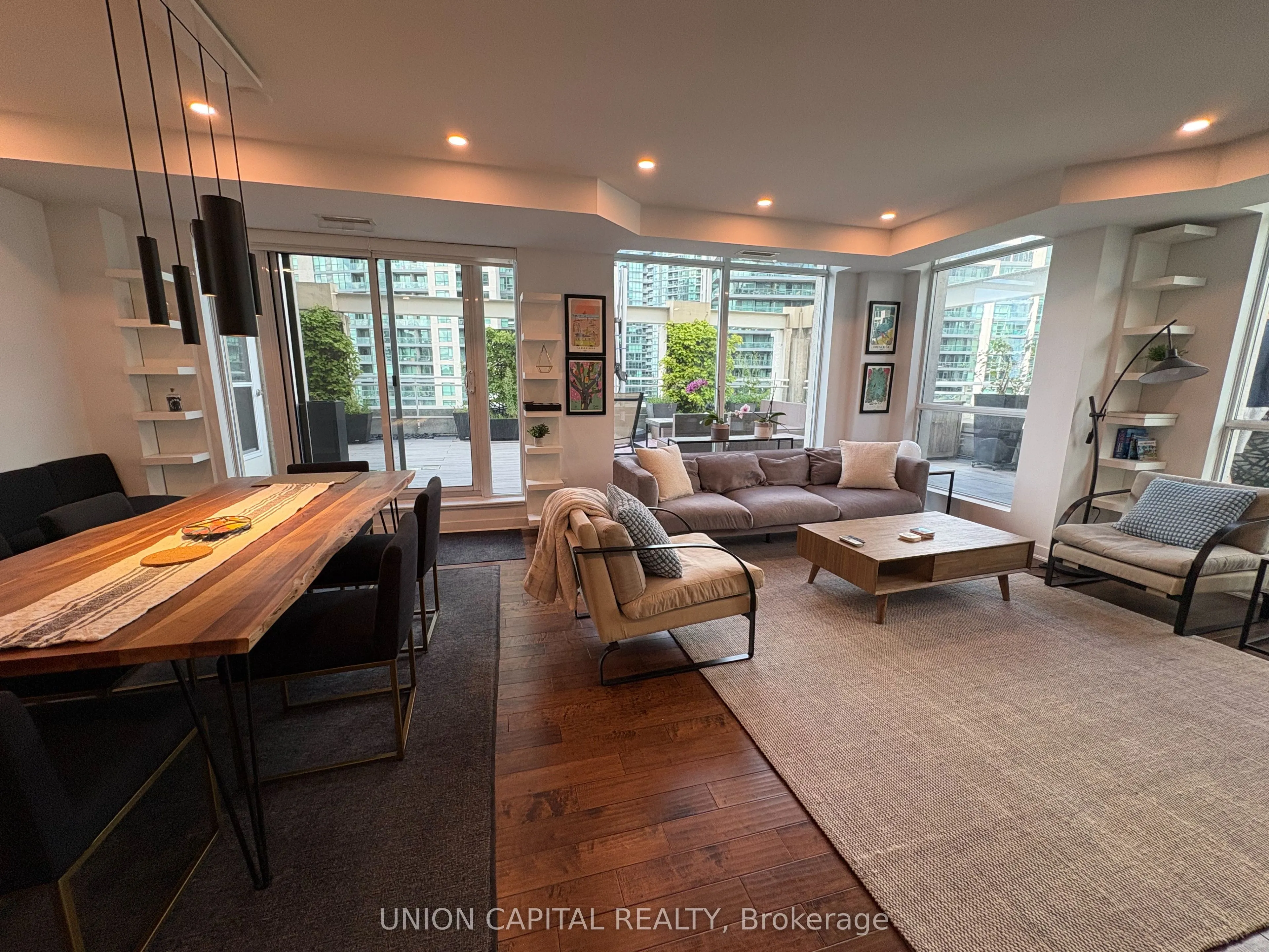 628 Fleet Street, #1006