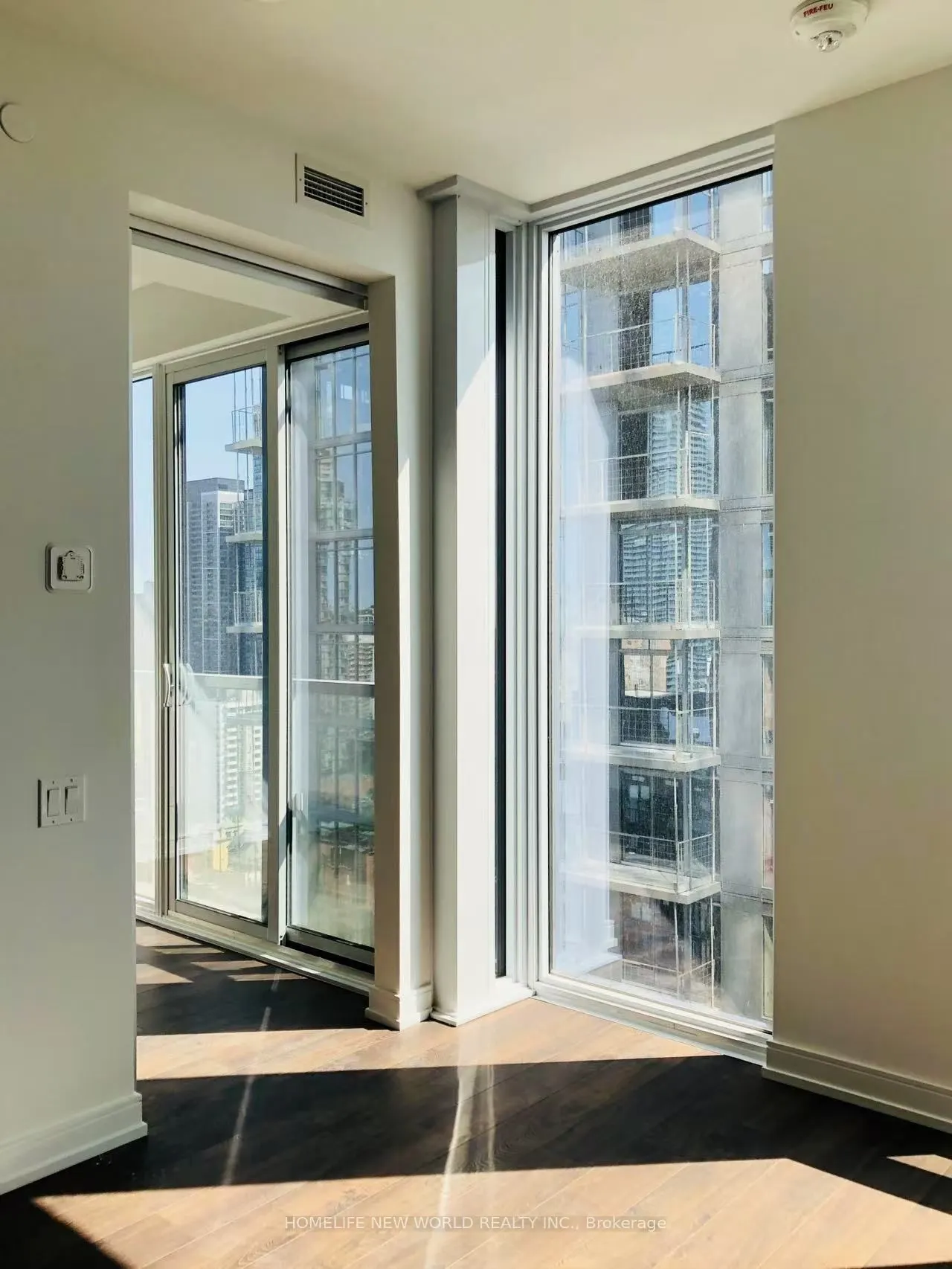 28 Wellesley Street E, #2605