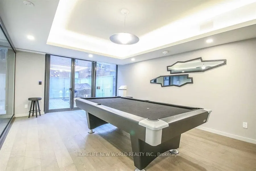 28 Wellesley Street E, #2605