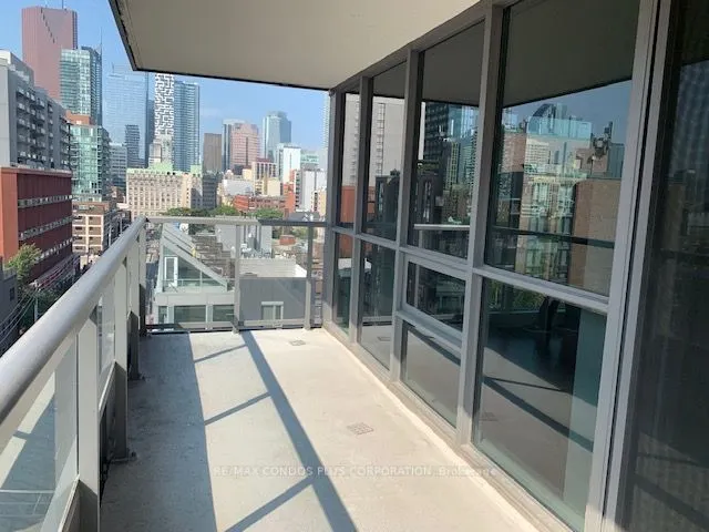 320 Richmond Street E, #1004