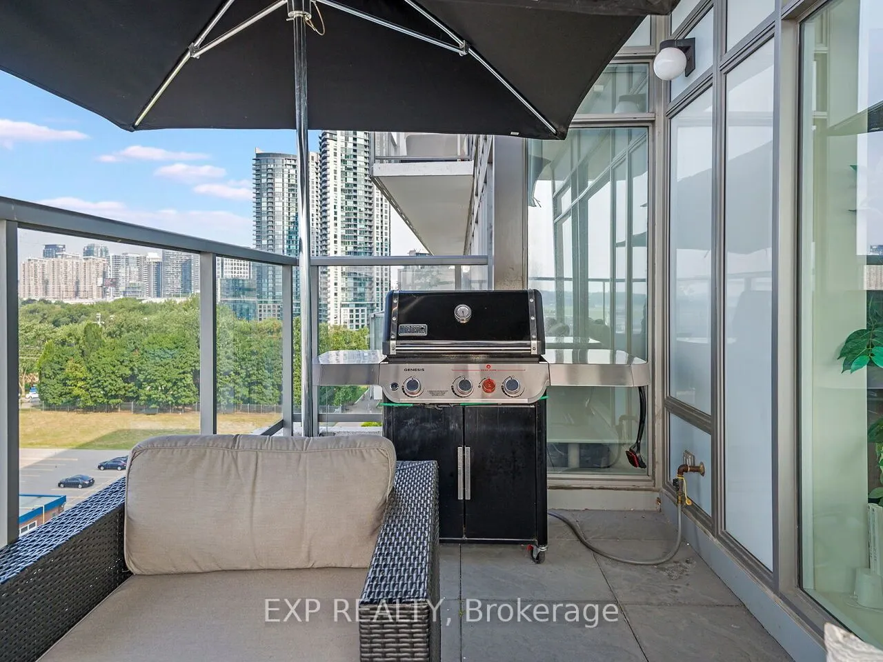 90 Stadium Road S, #911
