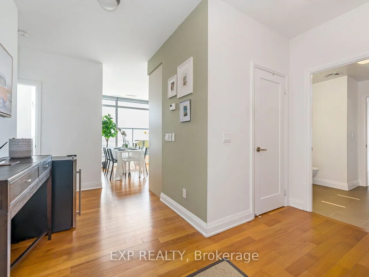 90 Stadium Road S, #911