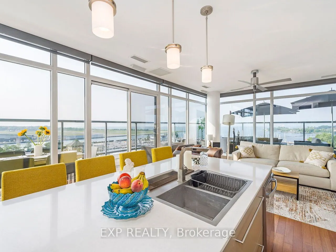 90 Stadium Road S, #911