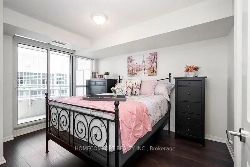38 Grand Magazine Street, #2041